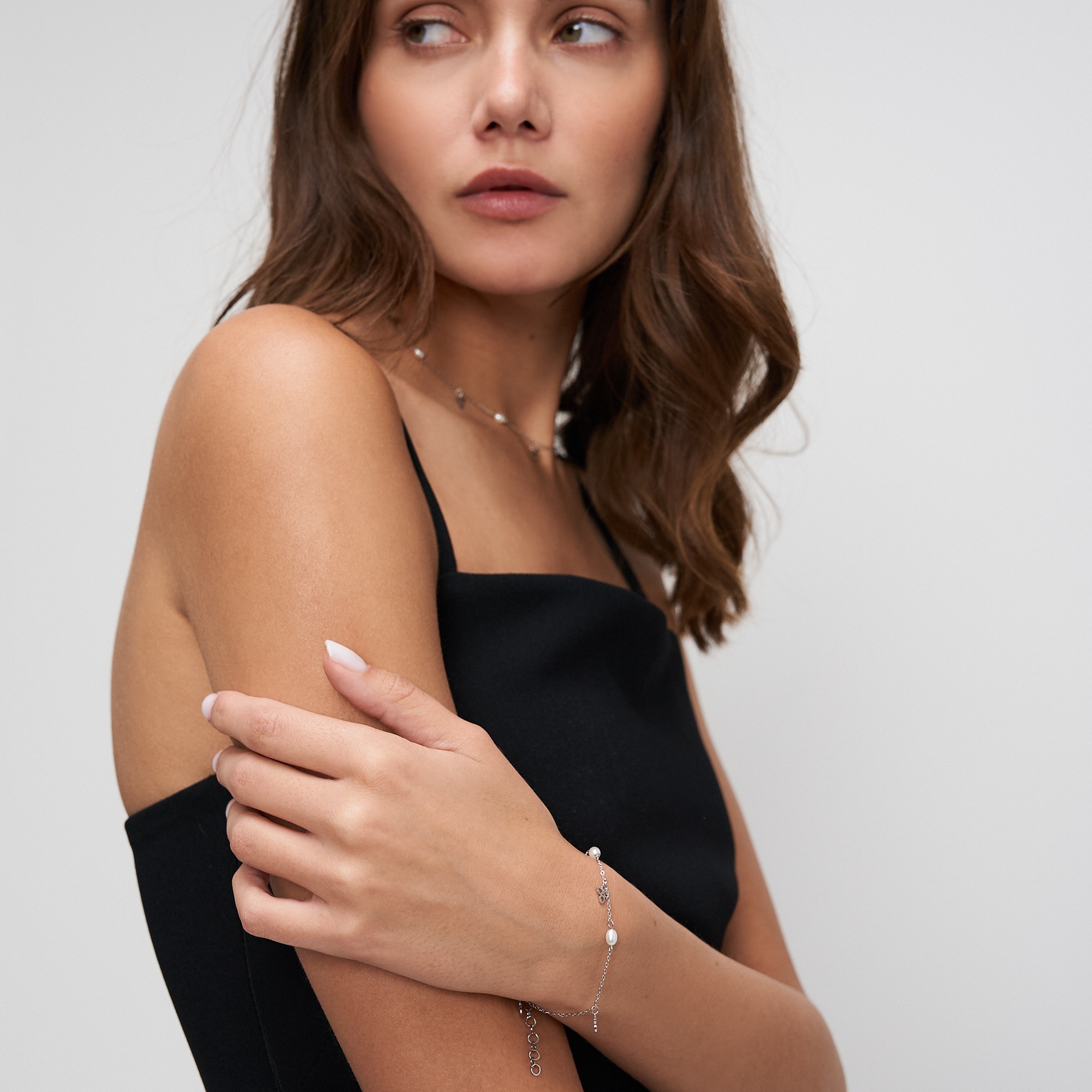 Armband TAMARIS "Schmuck Geschenk Edelstahl Armkette", silberfarben, kristallweiß, weiß, kristallweiß, Armbänder, Damen, 21cm, Edelstahl, Armband, mit Zirkonia (synth.) - mit Kunststoffperle 2