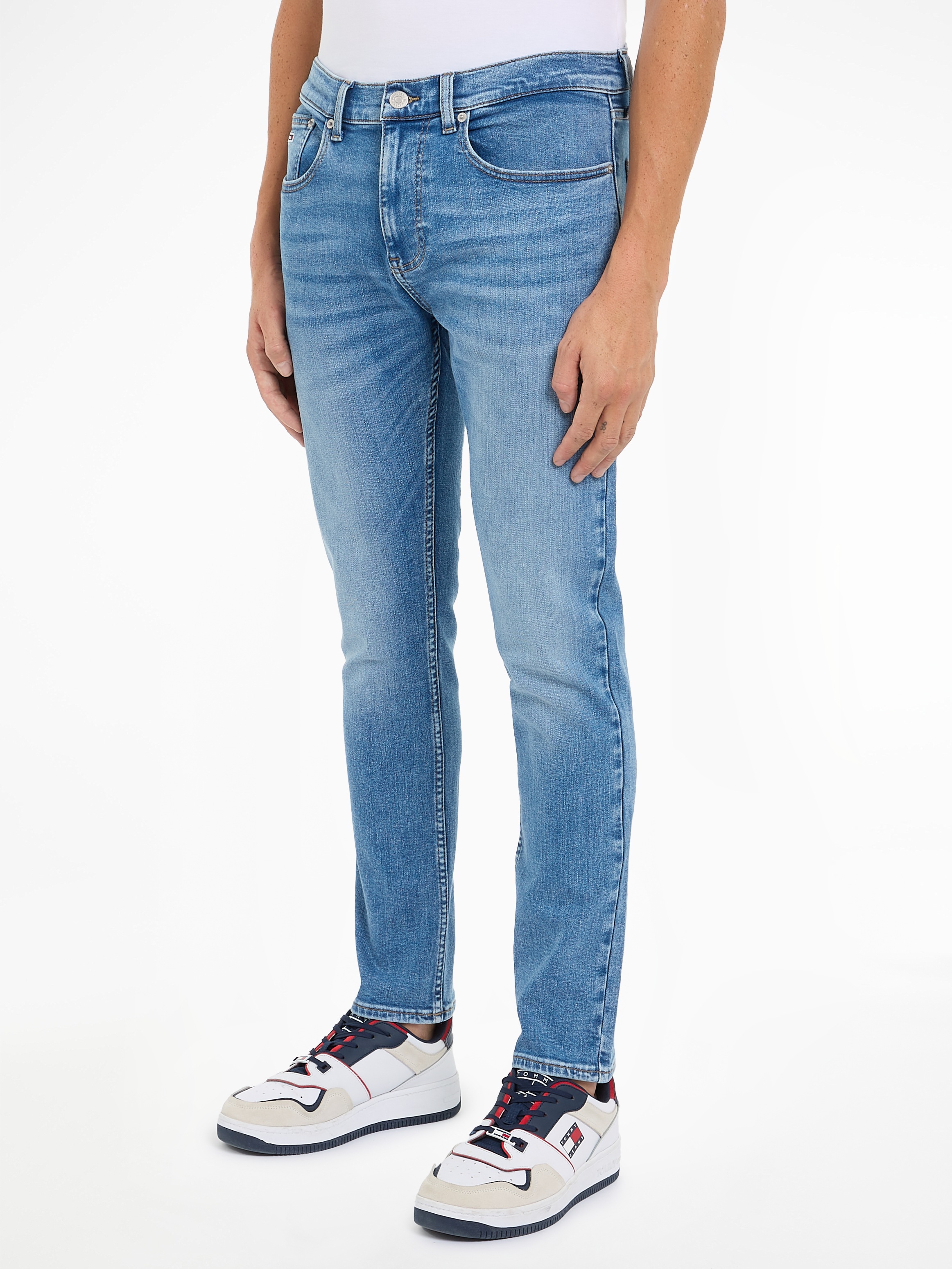 Tommy Jeans "Austin Slim Tapered" zum Knöchel hin schmaler werdende Jeans m günstig online kaufen