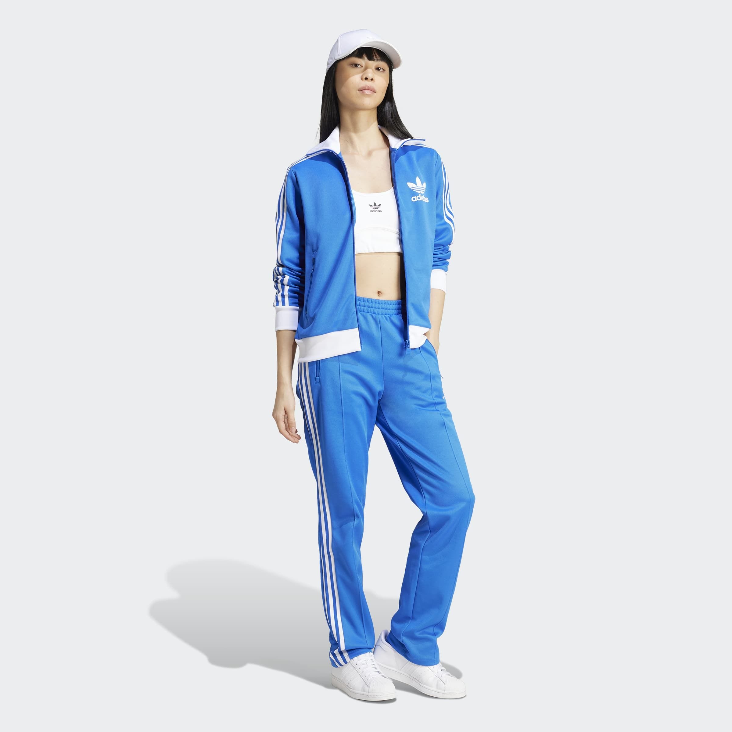 adidas Originals Sporthose »CLASSIC TP«, (1 tlg.), Retro Style, der gerade Schnitt mit schmal zulaufenden Bein