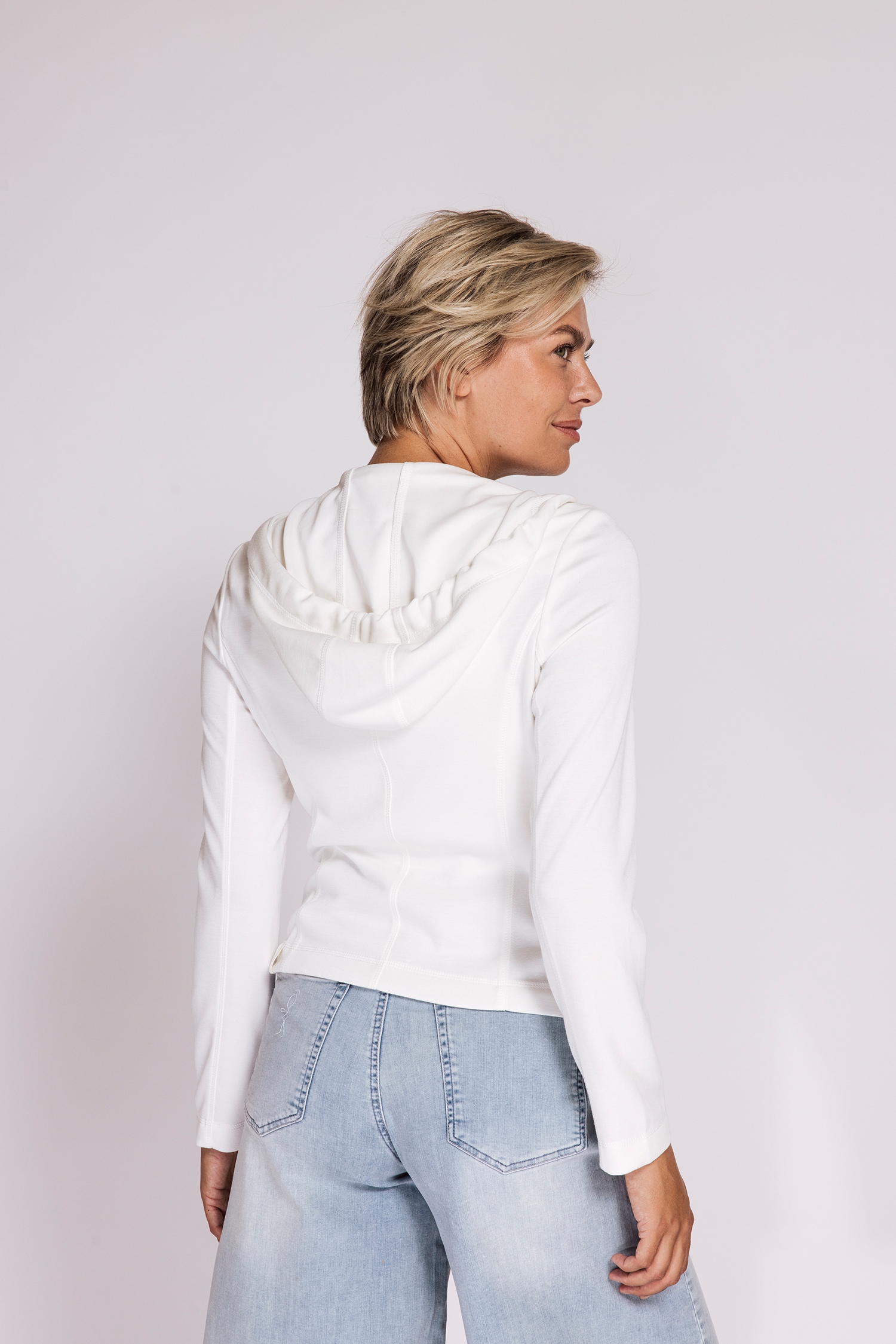 Zhrill Jerseyblazer »DARCIA Blazer mit Kapuze« mit 2-Knopf-Verschluss und Kapuze