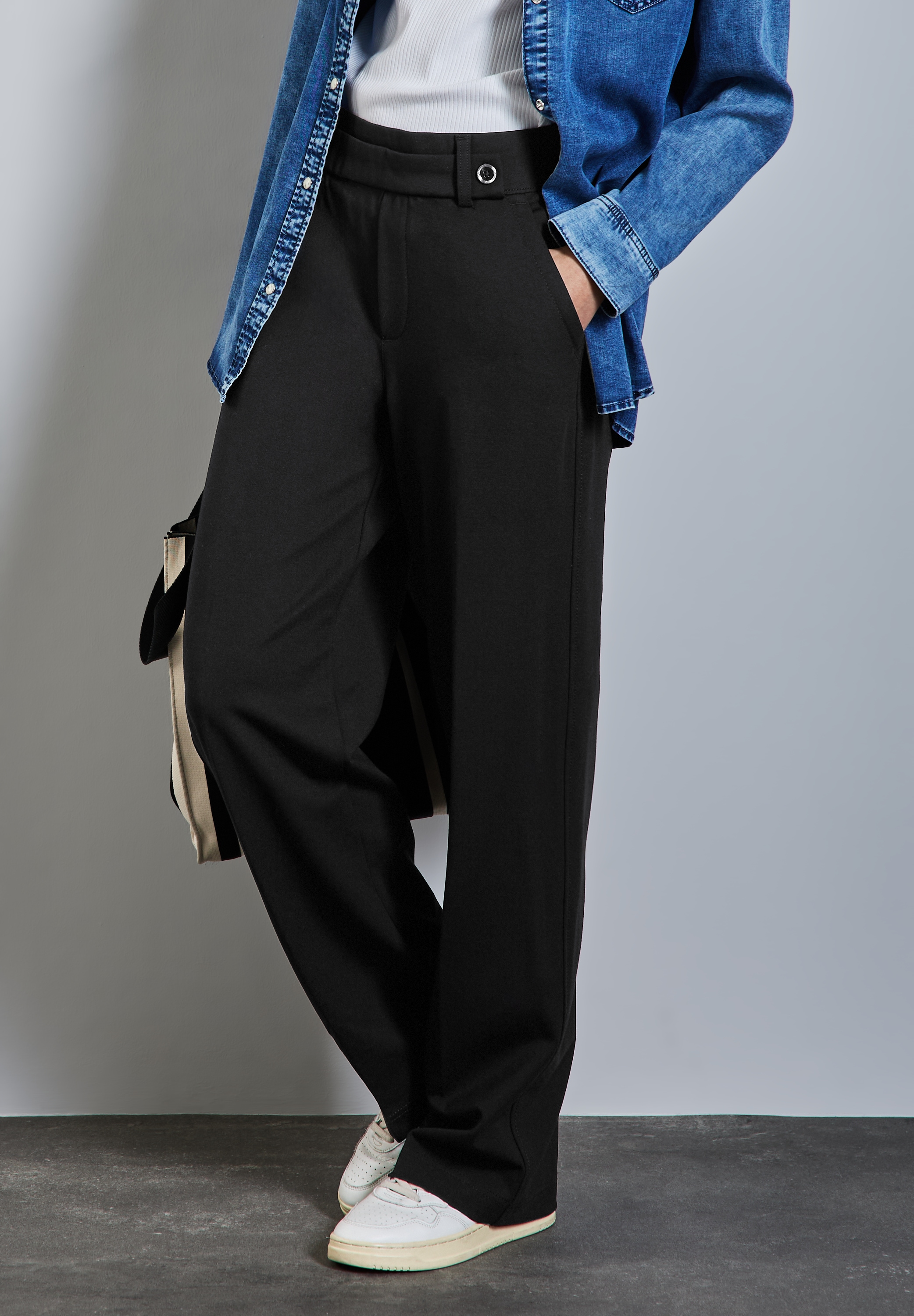 STREET ONE Stoffhose, Sommerhose mit Knopfdetail am Bund günstig online kaufen