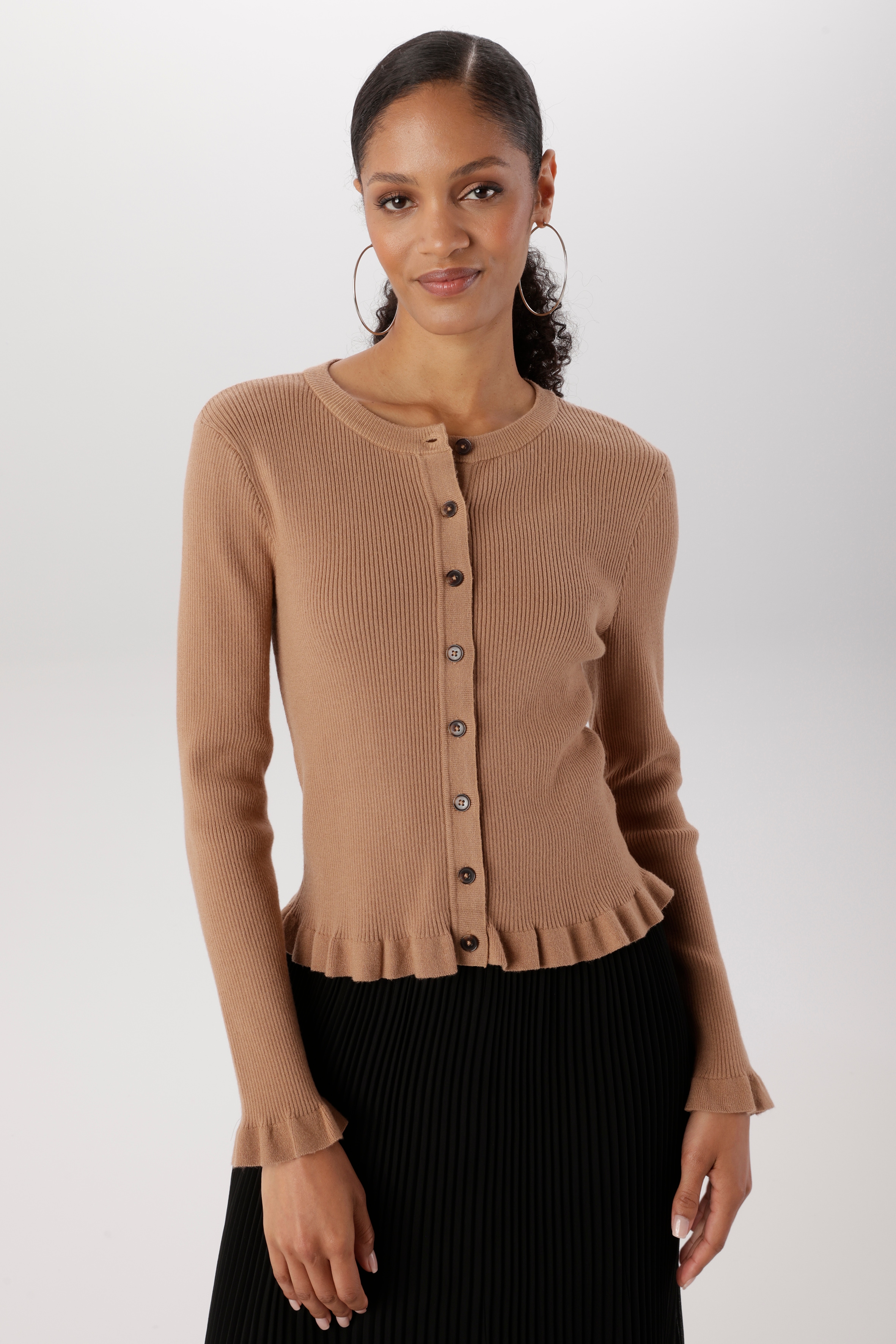 Aniston SELECTED Strickjacke Rüschen-Applikationen an den Ärmeln und am Saum - NEUE KOLLEKTION