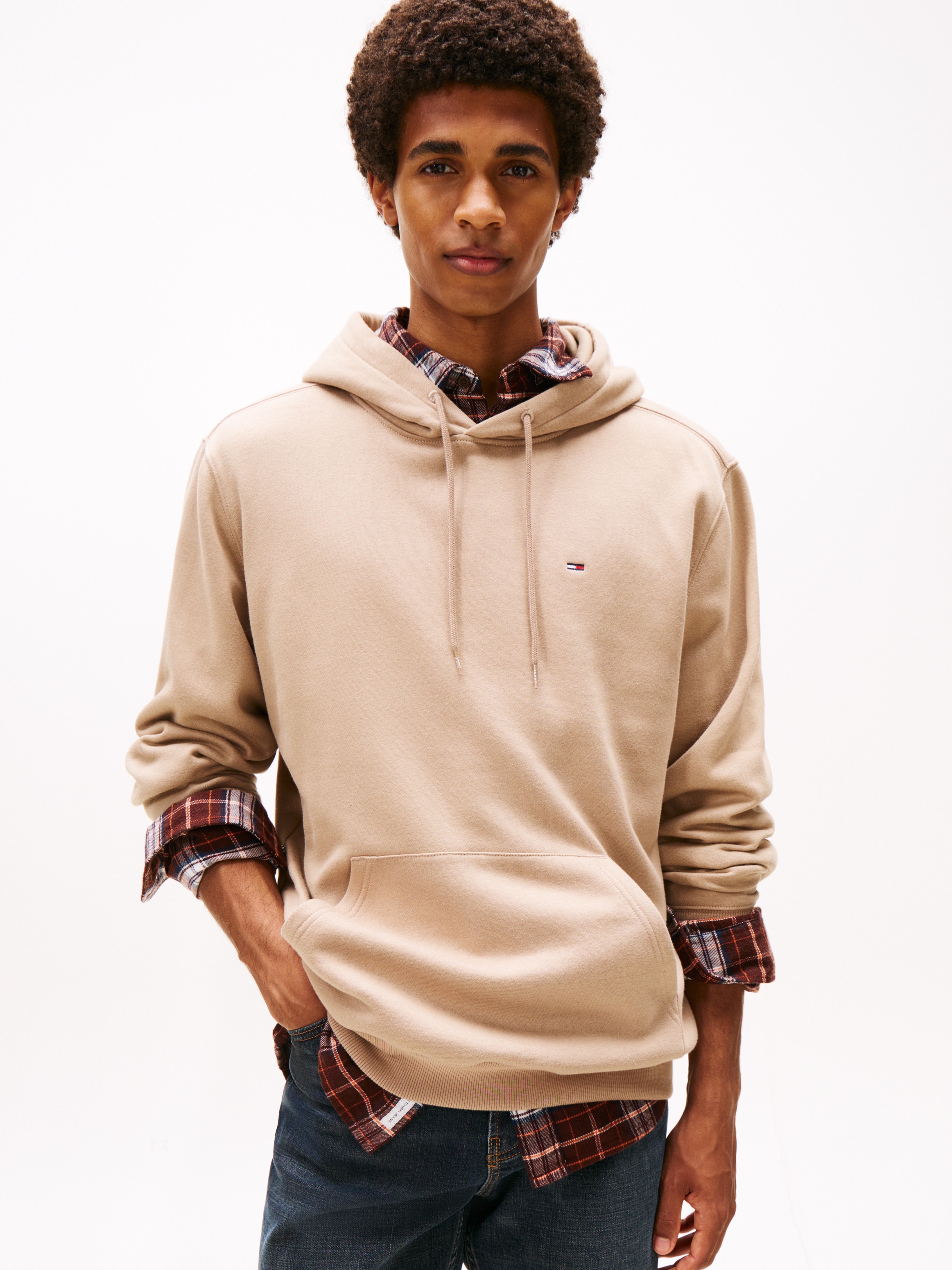 Tommy Jeans Sweatshirt "TJM REG S FLAG HOODIE", mit bestickten Markenlogo a günstig online kaufen