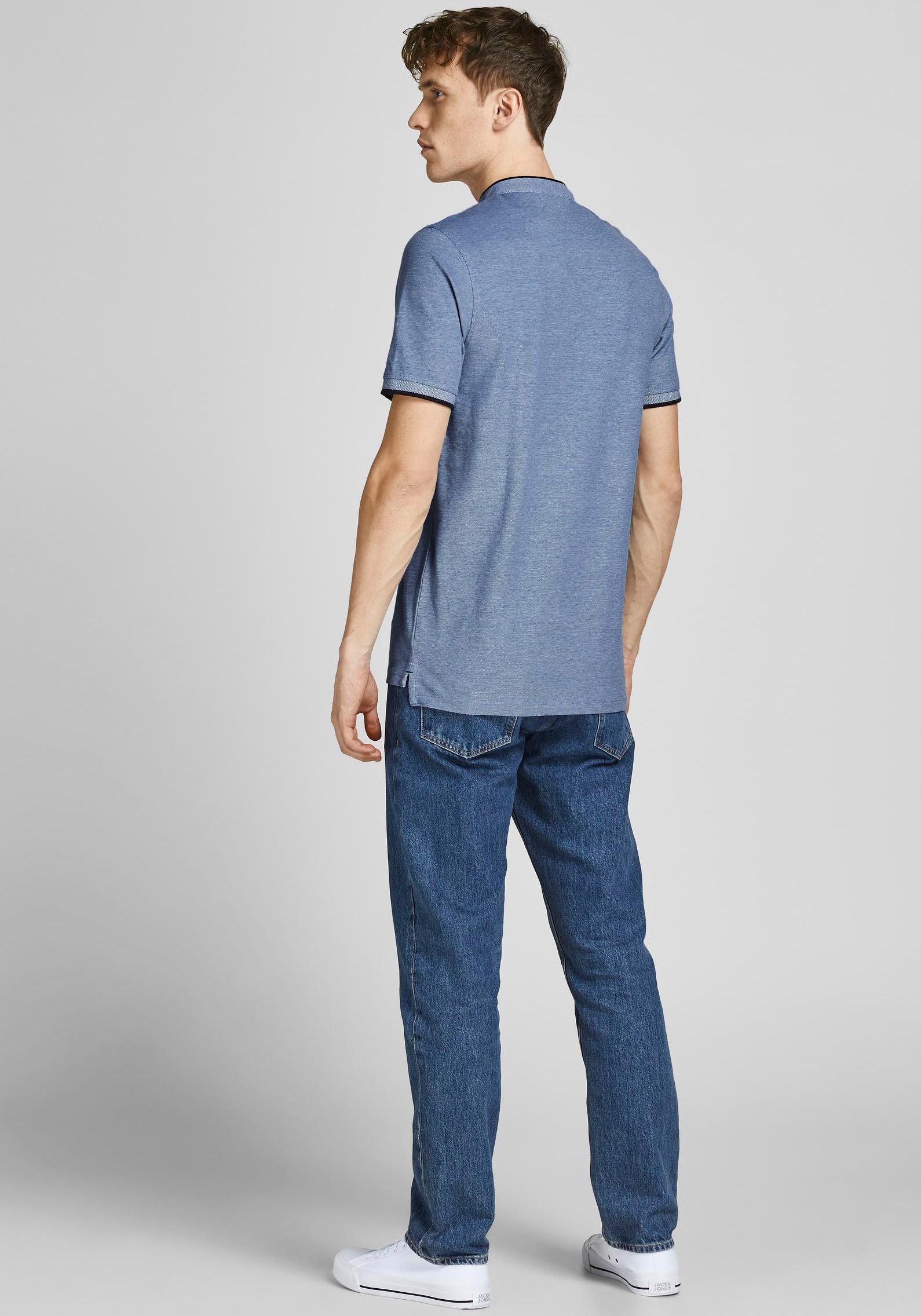 Jack & Jones Kurzarmshirt "PAULOS MAO POLO", mit kontrastfarbiger Kante am günstig online kaufen