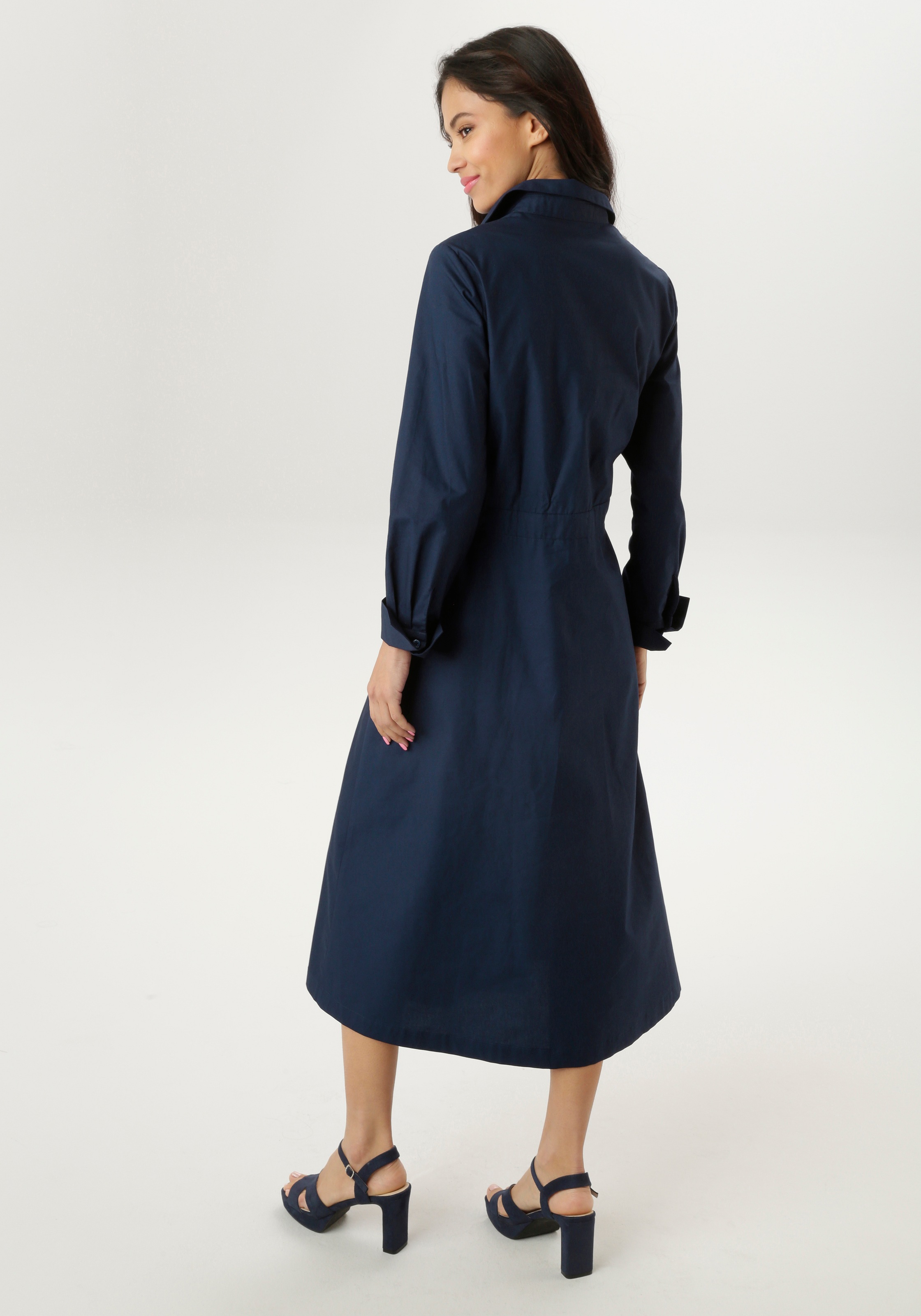 Thumbnail - Aniston SELECTED Blusenkleid Eingrifftaschen im angesagten, klassischen Look