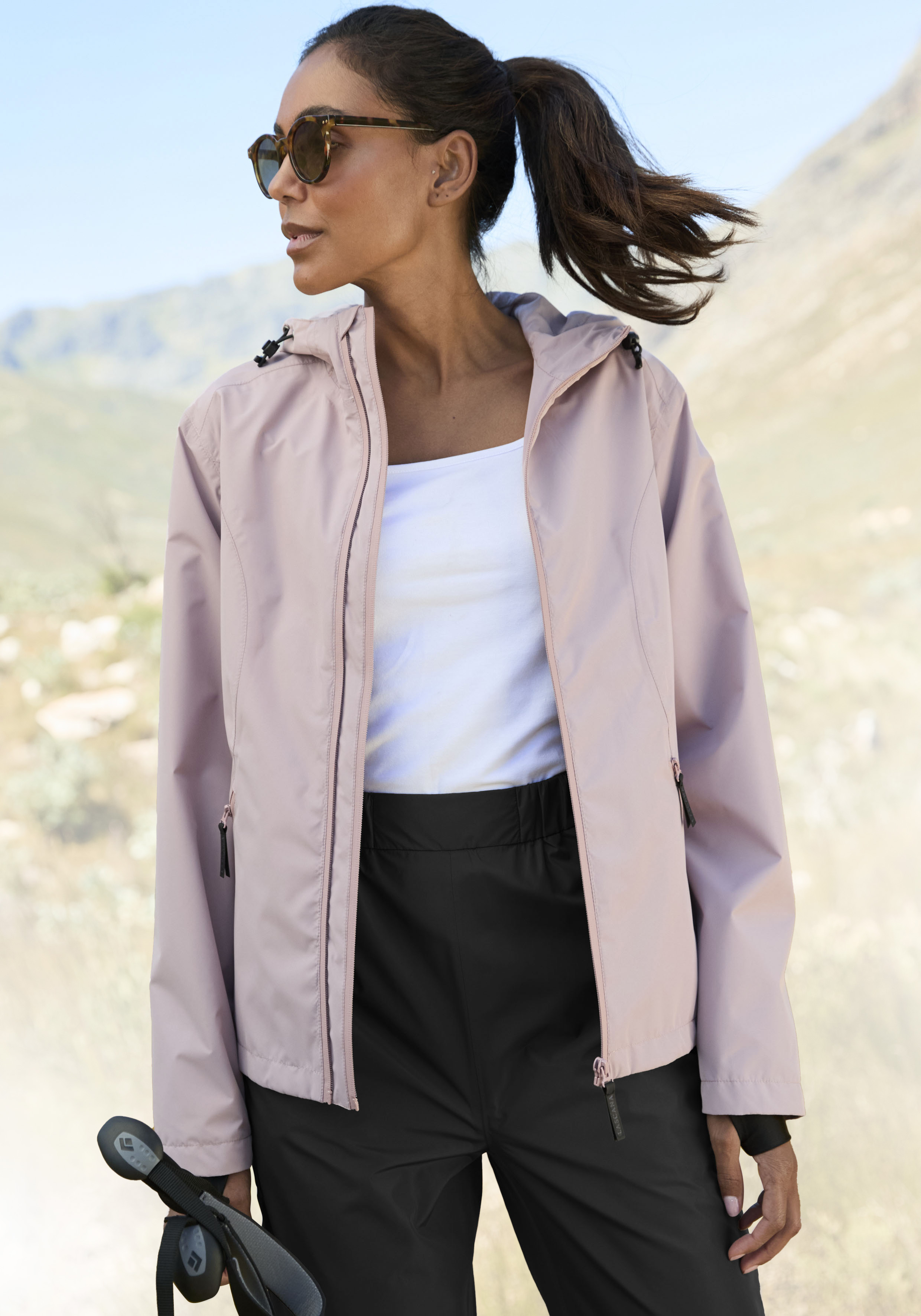 Vivance Active by Lascana Funktionsjacke mit Kapuze aus schmutz-und wasserabweisendem Material
