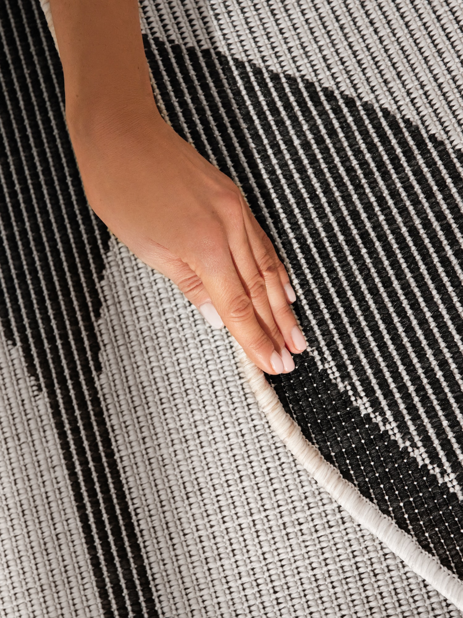 NORTHRUGS Outdoorteppich »Bowen Wendeteppich«, rund, 5 mm Höhe, In und Outdoor, Flachgewebe, wetterfest, pflegeleicht, robust