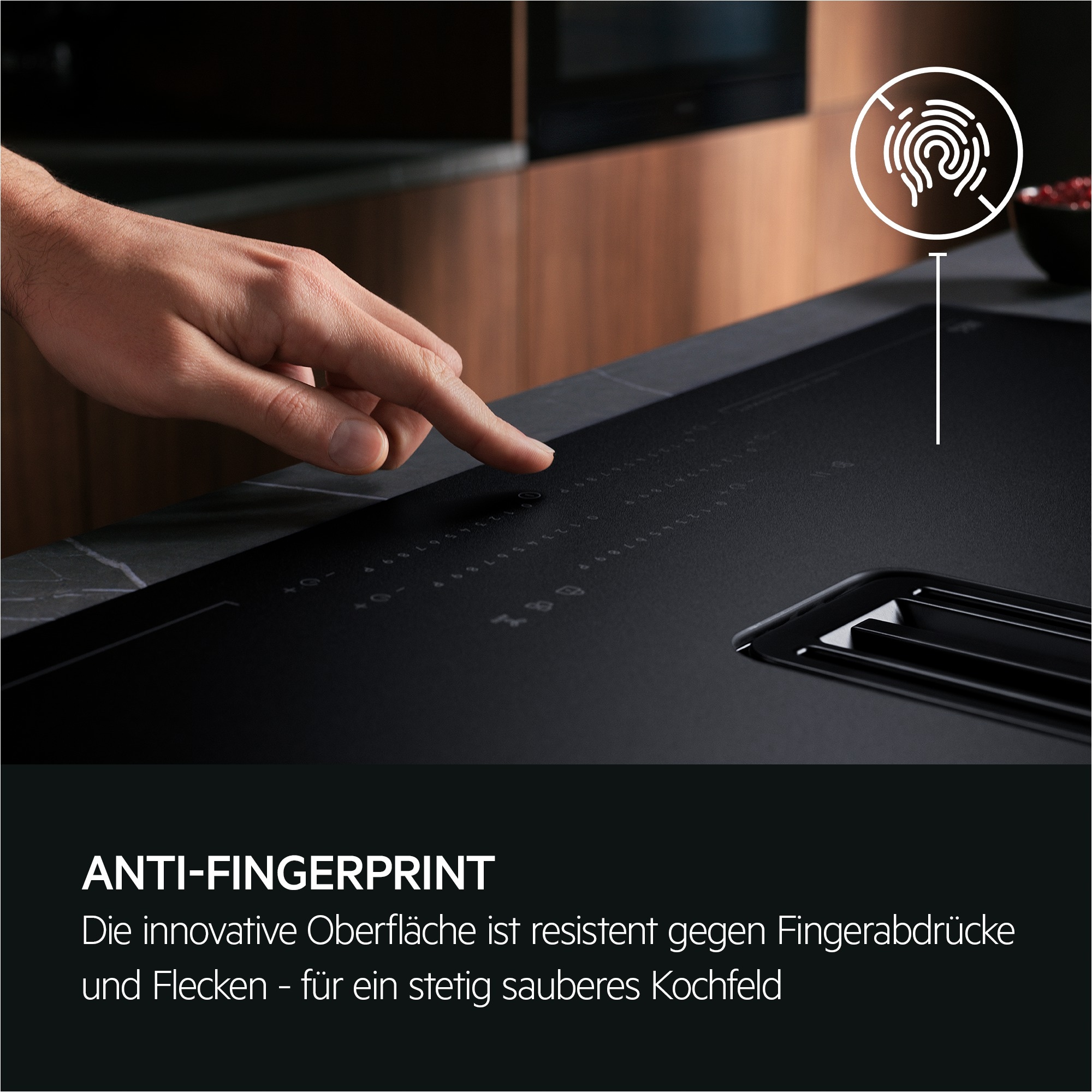 AEG Kochfeld mit Dunstabzug »TH84CB0BSZ« SaphirMatt® - 10× kratzresistenter & Anti Fingerprint, Made in Germany