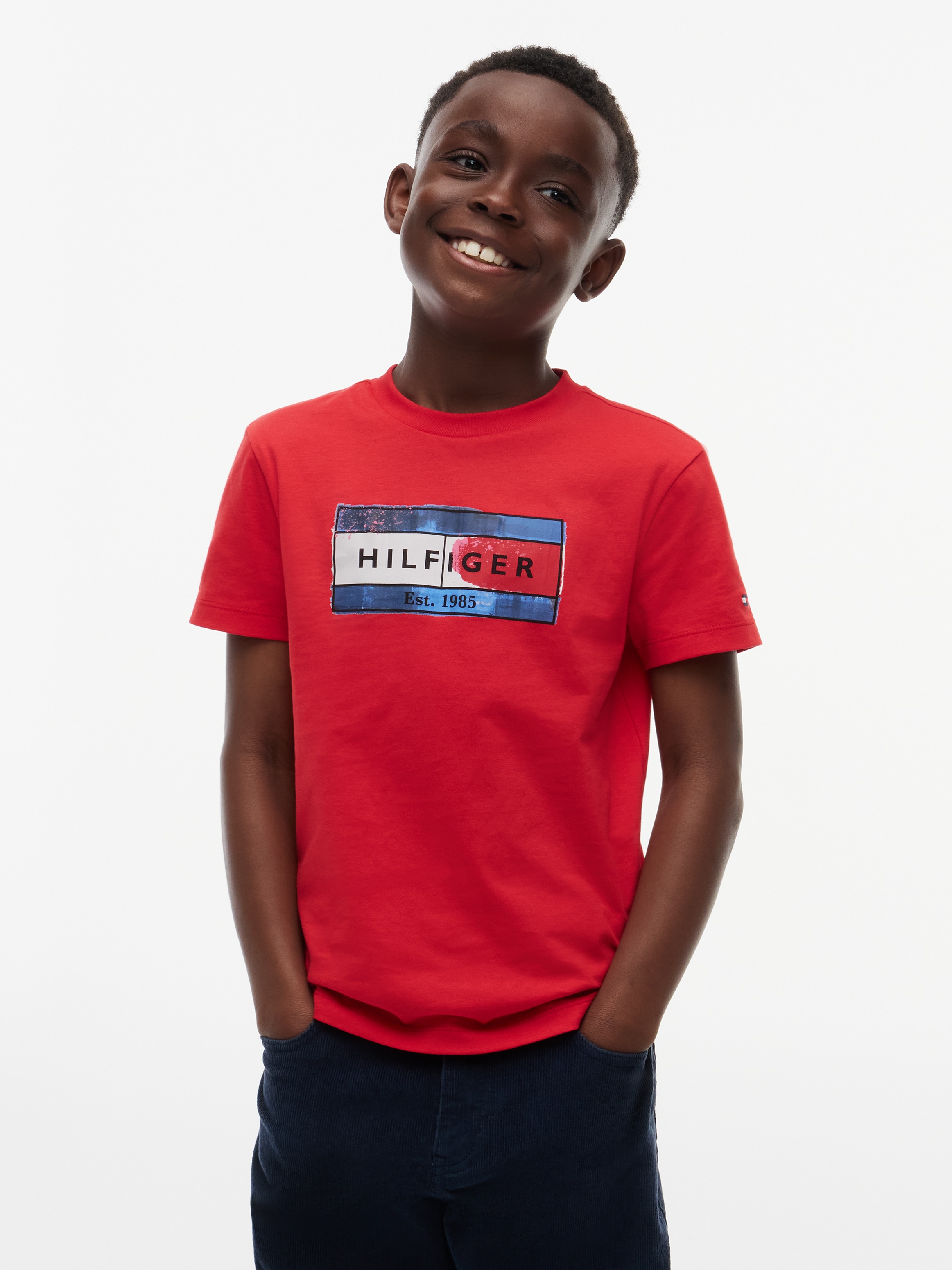Tommy Hilfiger T-Shirt "HILFIGER FLAG GRAPHIC TEE" Rundhalsausschnitt, Regular Fit, Kinder bis 16 Jahre