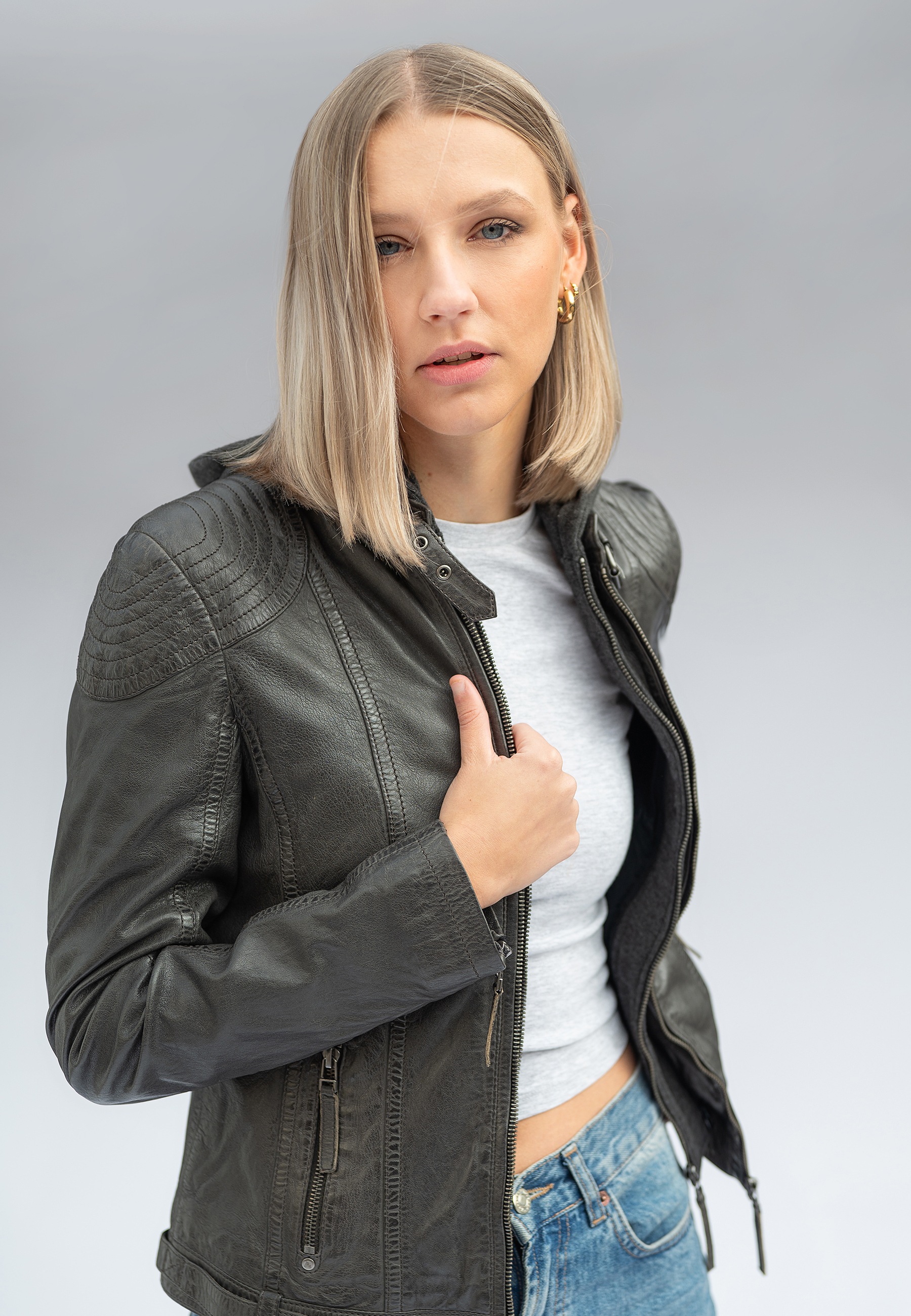 Thumbnail - Mauritius Lederjacke "Cacey LEGV" mit Kapuze mti Kapuze, Reißverschluss, Ziersteppung