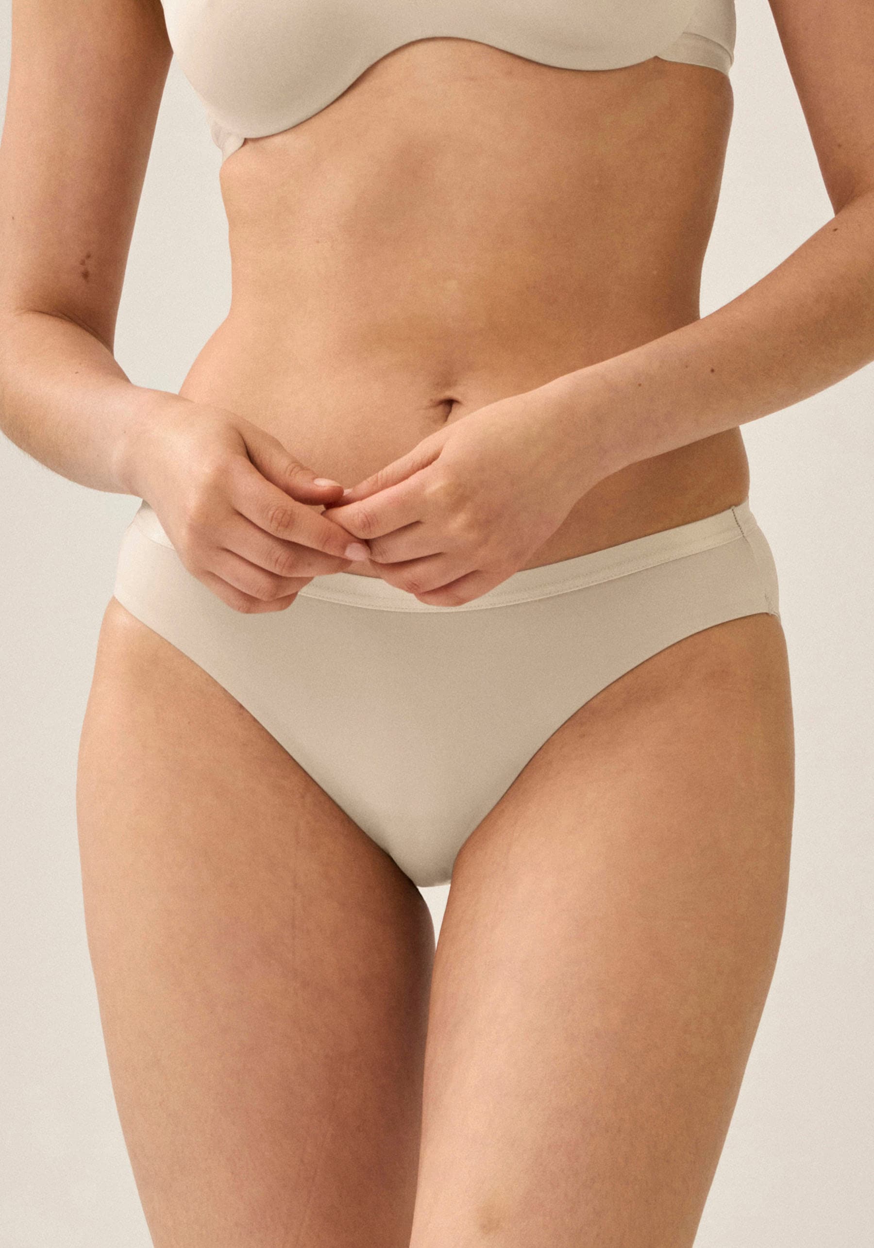 Naturana Slip "The Thursday" 1 Stk. feminin, elastisch, bequem, eng, weich günstig online kaufen