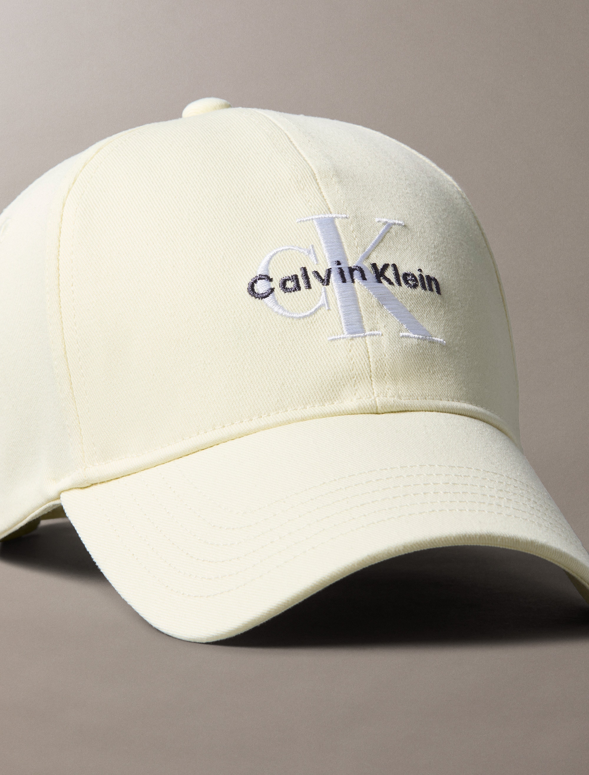 Damen Baseball Cap "MONOLOGO EMBROIDERY BASEBALL HAT", beige, CALVIN KLEIN JEANS, Web, Baumwolle, Caps, Mit festem Schirm