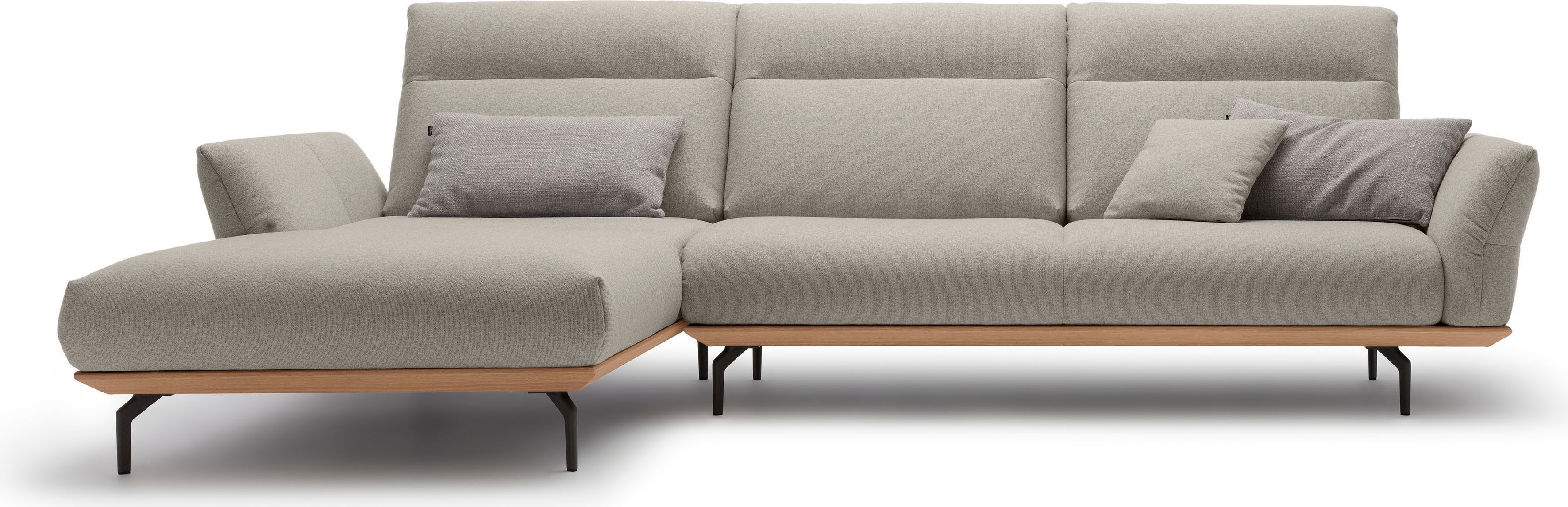Creation BY ROLF BENZ Ecksofa "CR.460 Design-Sofa, verstellbare Rückenlehne, L-Form" Sockel in Eiche, Winkelfüße in Umbragrau, Breite 318 cm