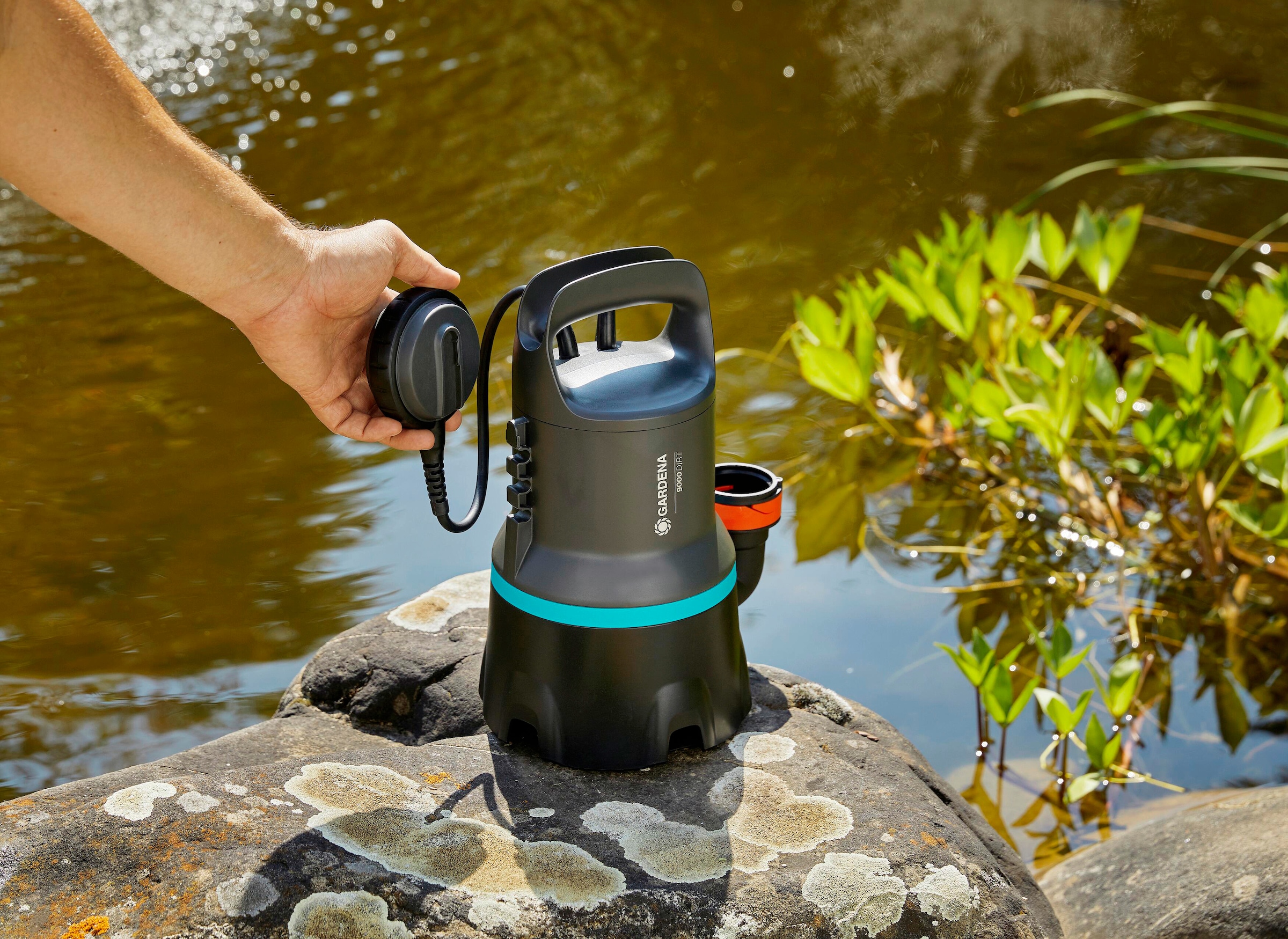 GARDENA Schmutzwasserpumpe »Tauchpumpe 9000, 9040-20«, 9000 l/h max. Fördermenge