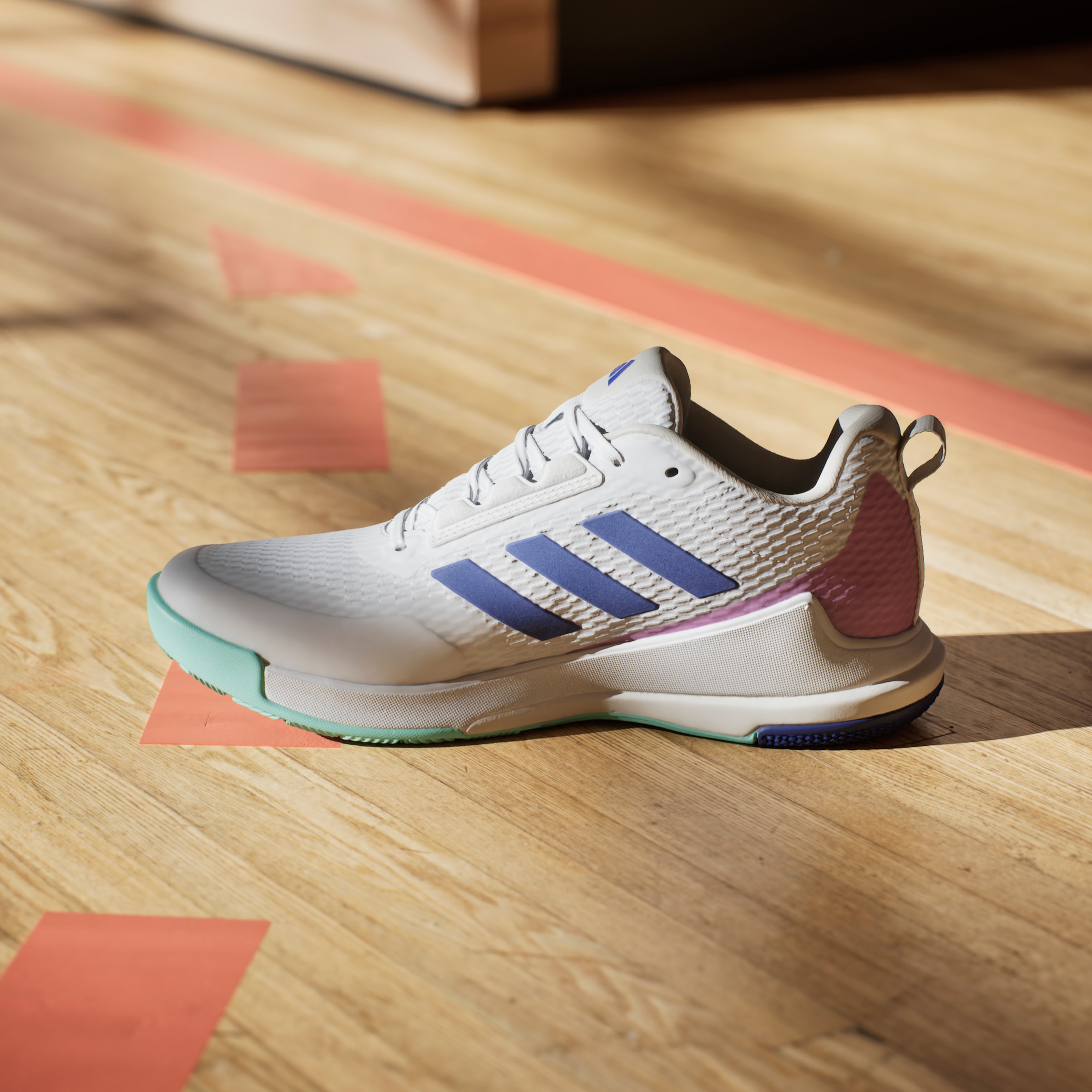 adidas Performance Indoorschuh »NOVAFLIGHT 2 INDOOR«, besonders geeignet für Volleyball und Basketball