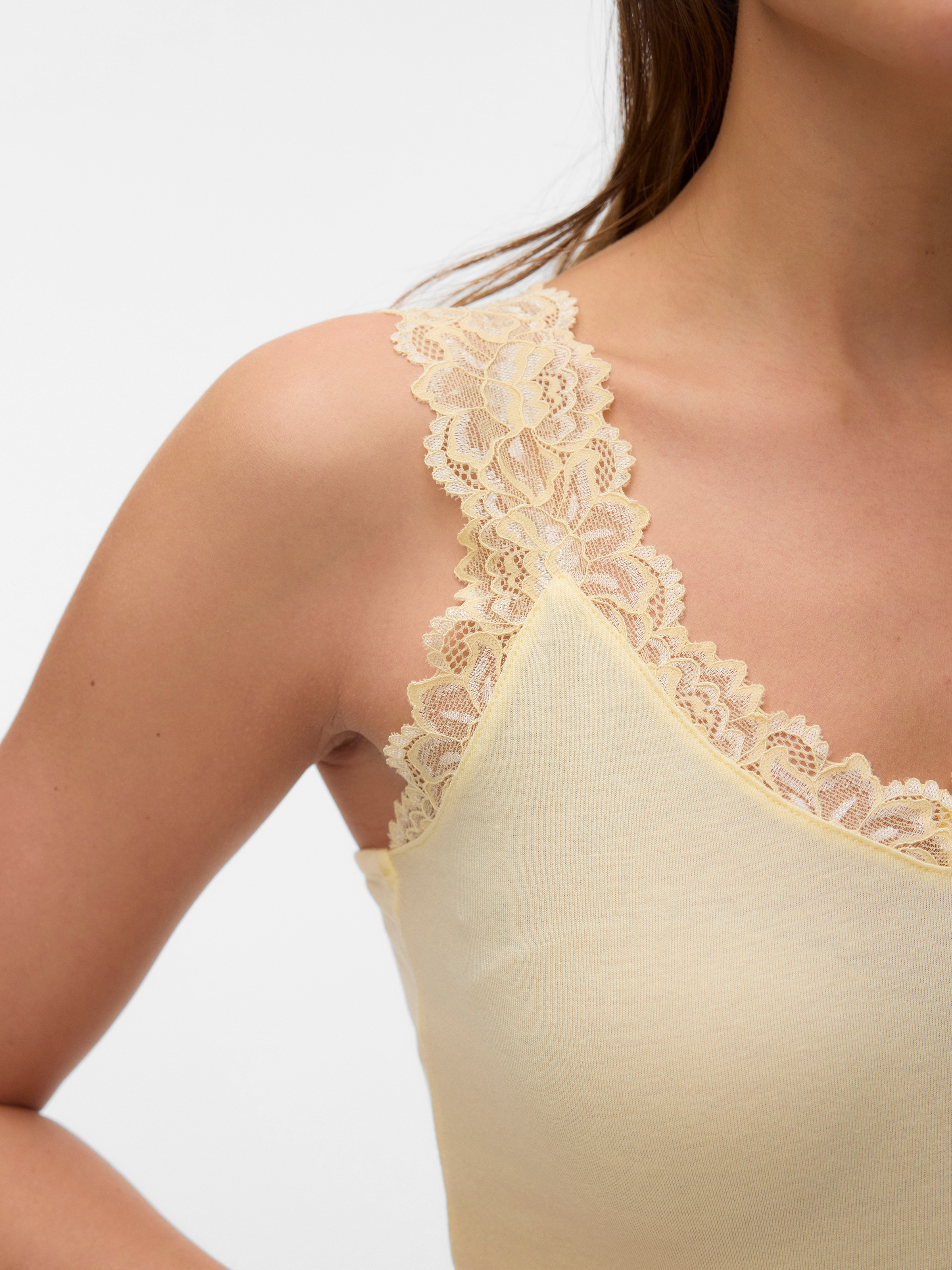 Thumbnail - Vero Moda Spitzentop "VMROSA SL TOP JRS NOOS" Viskosemischung