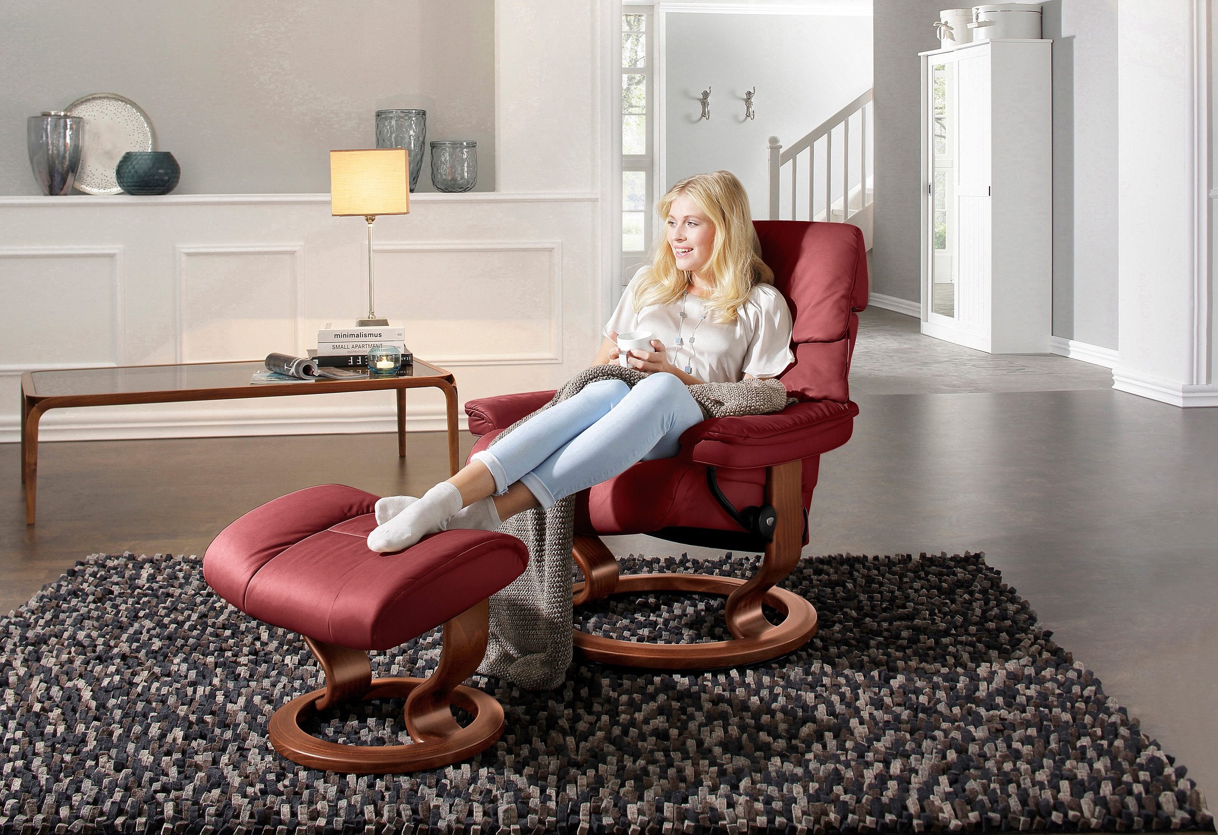 Stressless® Relaxsessel »Ruby«, (Set, Relaxsessel mit Hocker), mit Classic Base, Größe M, Gestell Eiche, Wenge, Braun & Schwarz