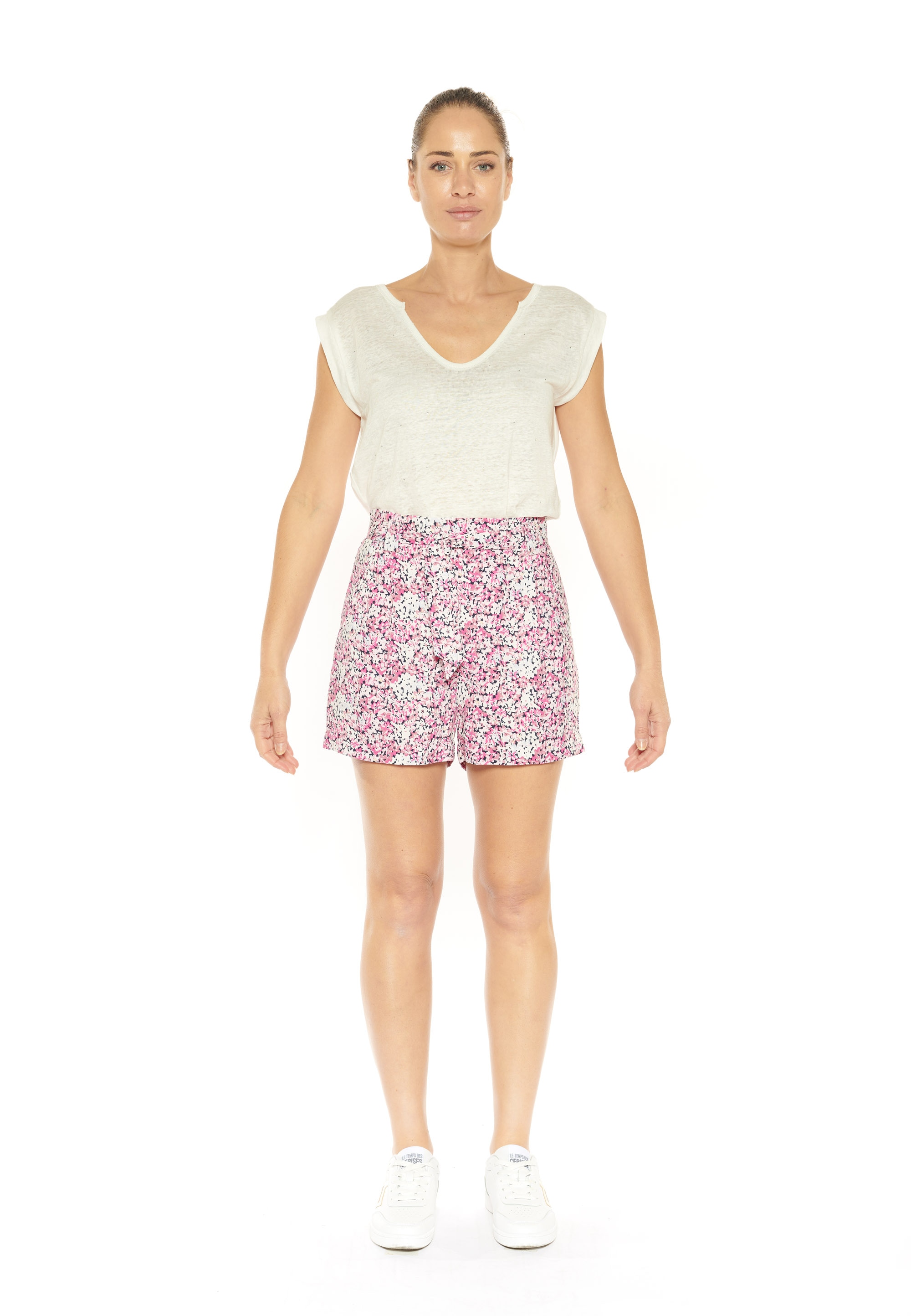 Le Temps Des Cerises Shorts »DUNA«, mit filigranem Blüten-Print