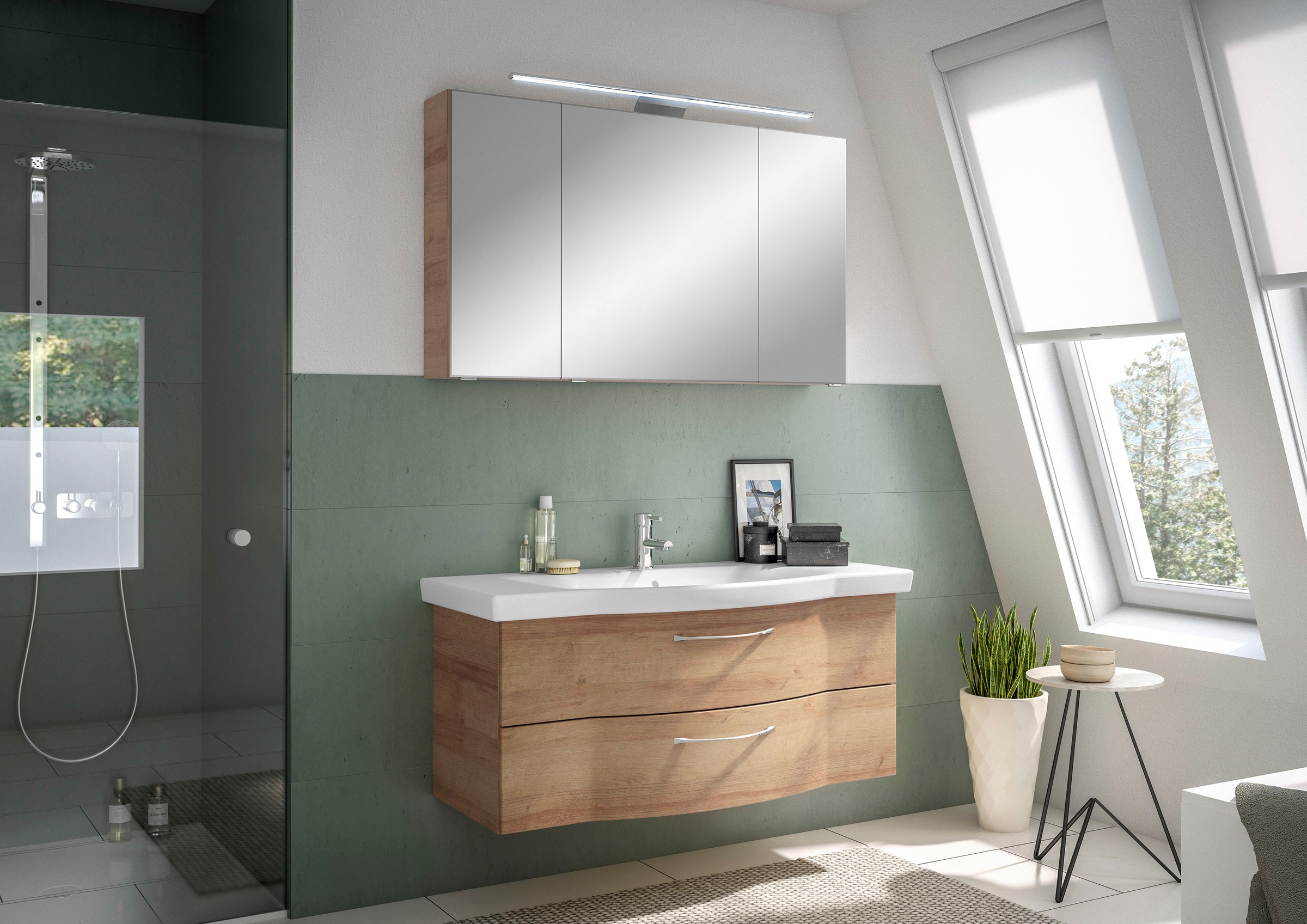 Saphir Badmöbel-Set »6005 Sprint Keramik-Waschtisch mit LED-Spiegelschrank, 122 cm breit«, (2 St.), Waschplatz inkl. Türdämpfer, 3 Türen, 2 Schubladen, Waschtisch Set