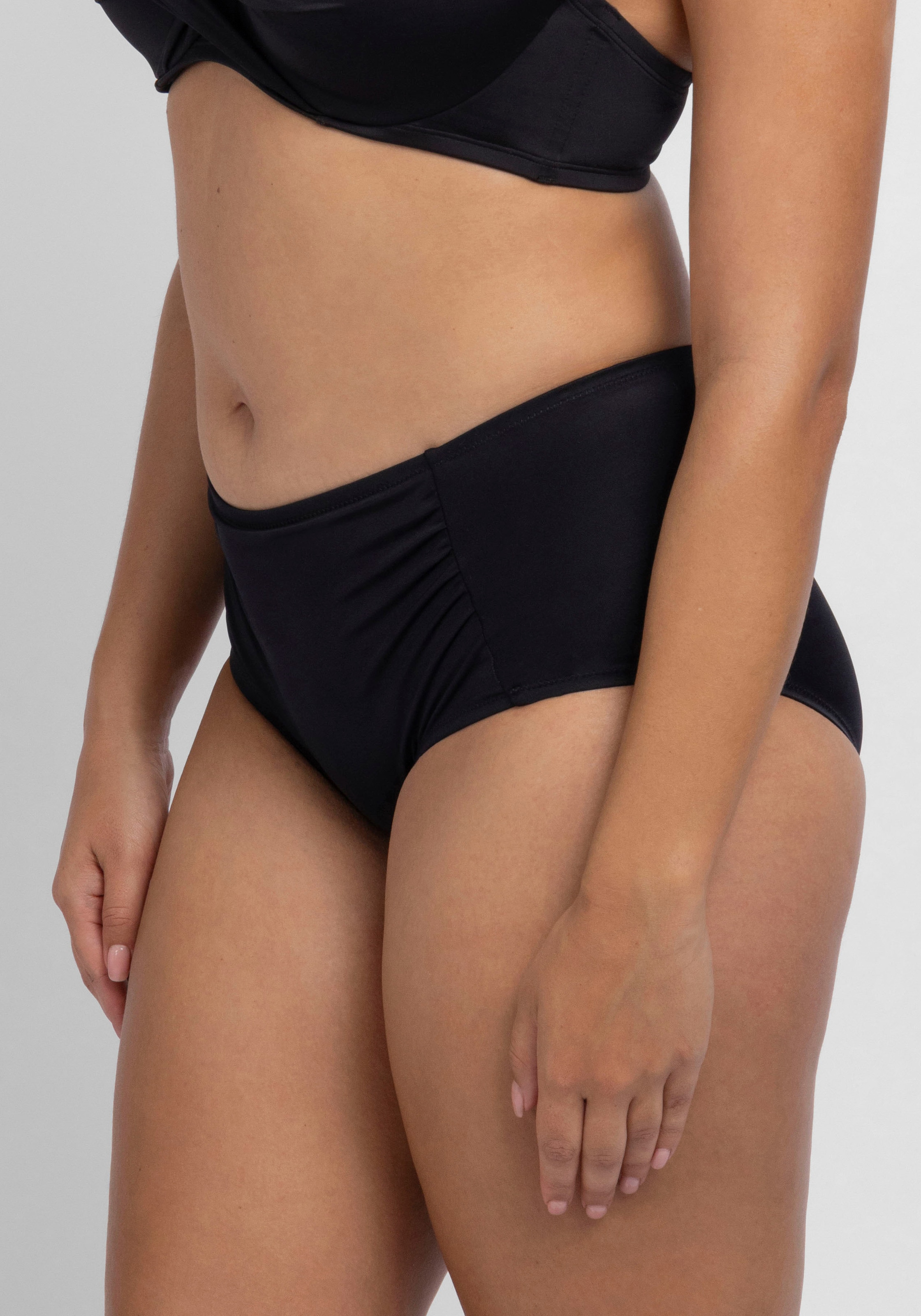Dorina Bikini-Hose »FIJI«, Curves, leicht Raffung vorn