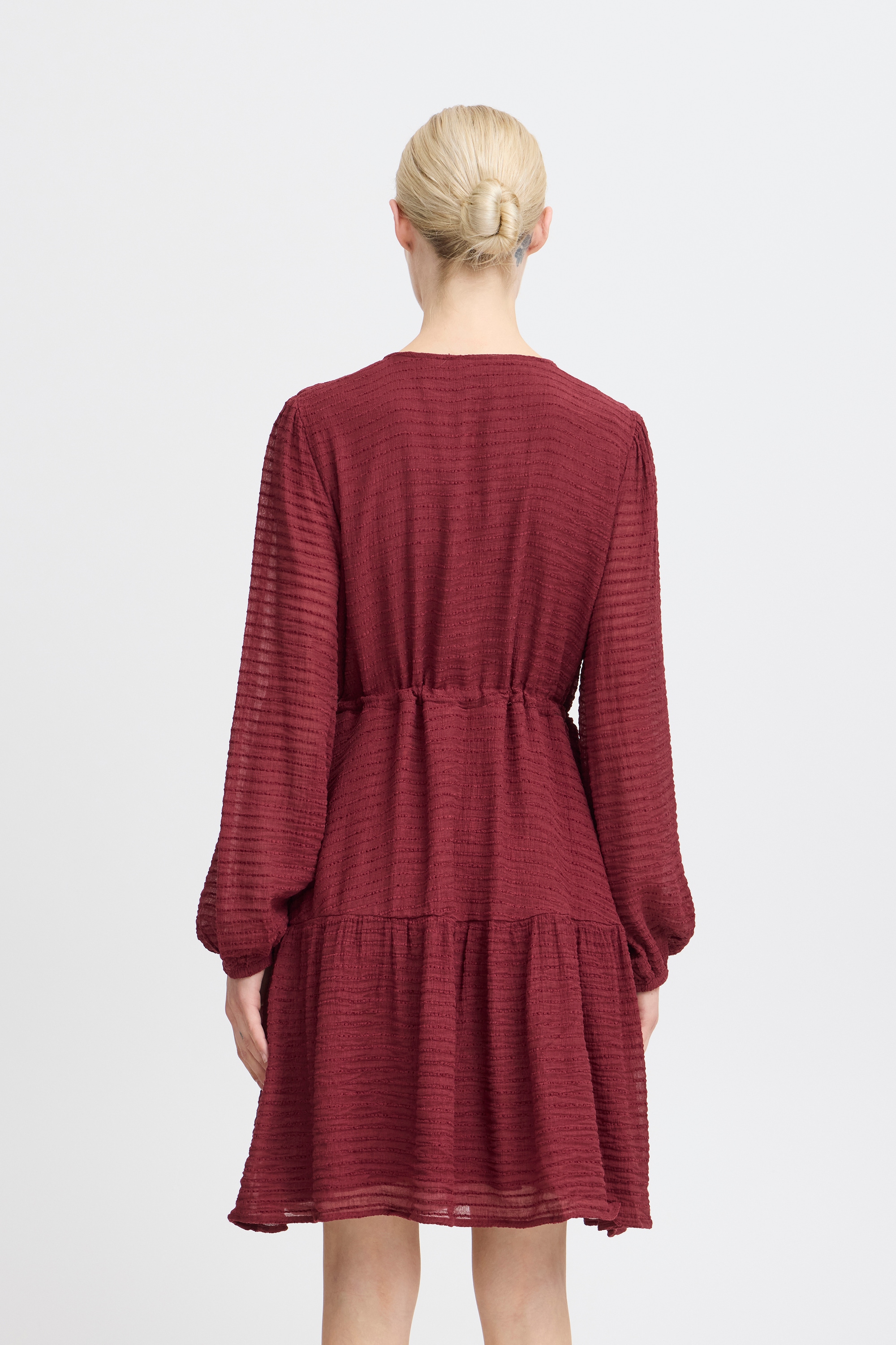 b.young Midikleid »Kleid BYHELIA«