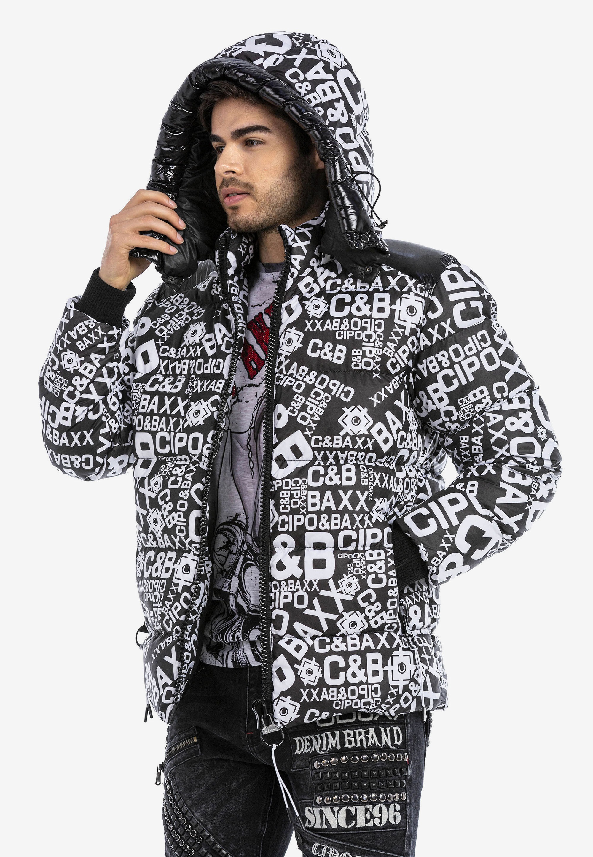 Cipo & Baxx Winterjacke »Winterjacke«, mit Kapuze, mit stylischem Schriftzug