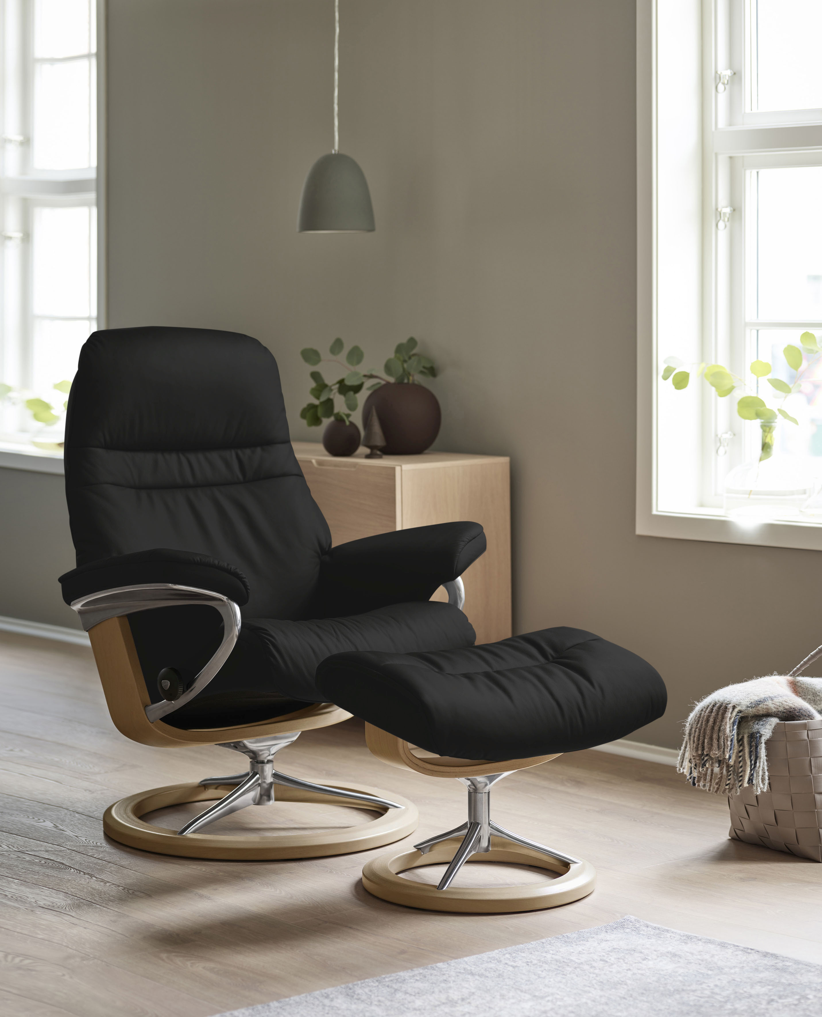 Stressless Relaxsessel "Sunrise" mit Signature Base, Größe M, Gestell Eiche, in 2 Bezugsqualitäten lieferbar