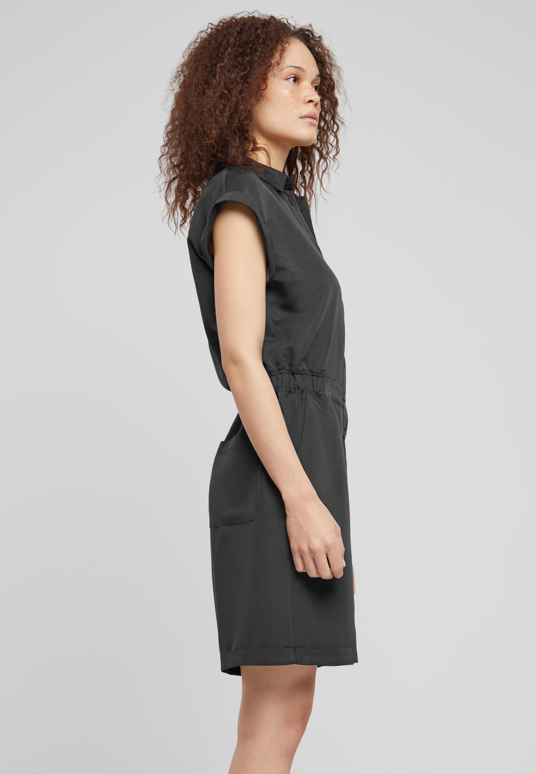 URBAN CLASSICS Jumpsuit »Urban Classics Damen Ladies Viscose Twill Jumpsuit«, (1 tlg.)