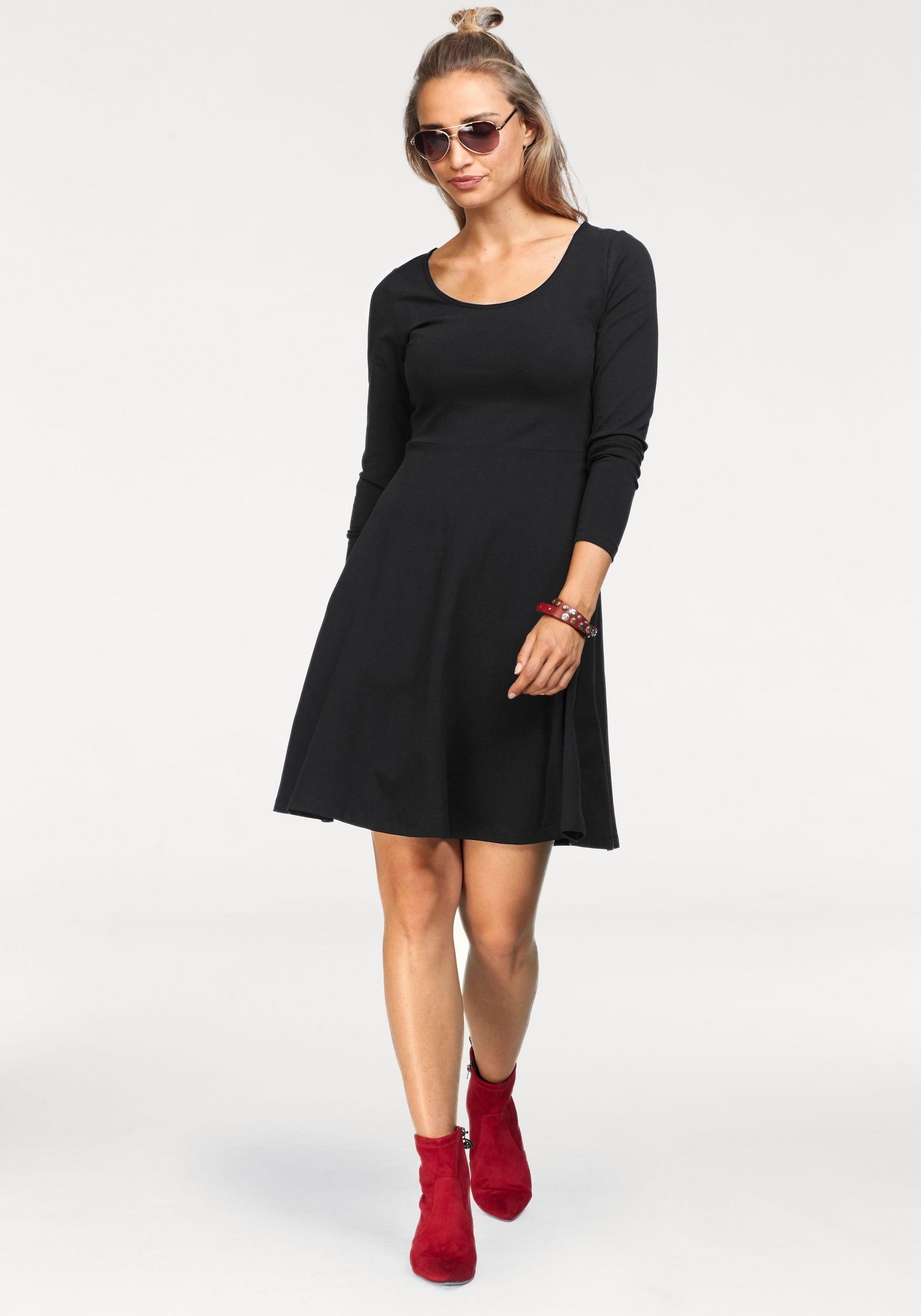 online in CASUAL mit bestellen Schwarz oder Aniston | BAUR Blumendruck uni Jerseykleid,