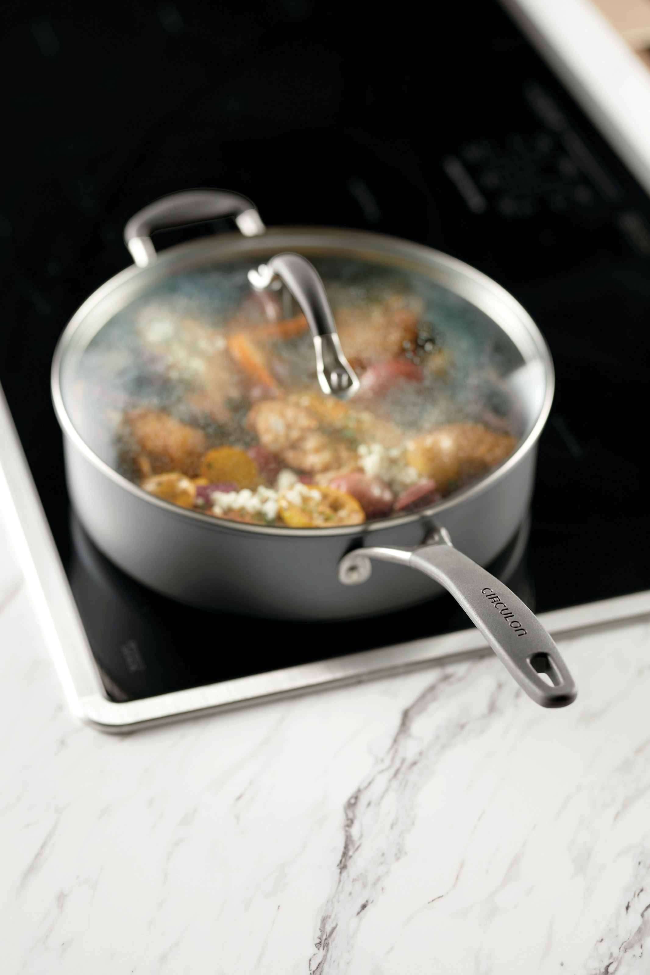 Circulon Schmorpfanne »Circulon A1 Schmorpfanne mit Gegengriff, 28 cm, 4,7 Liter«, Edelstahl, (1 tlg.), dreilagig beschichtet, kratzfest, spülmaschinenfest