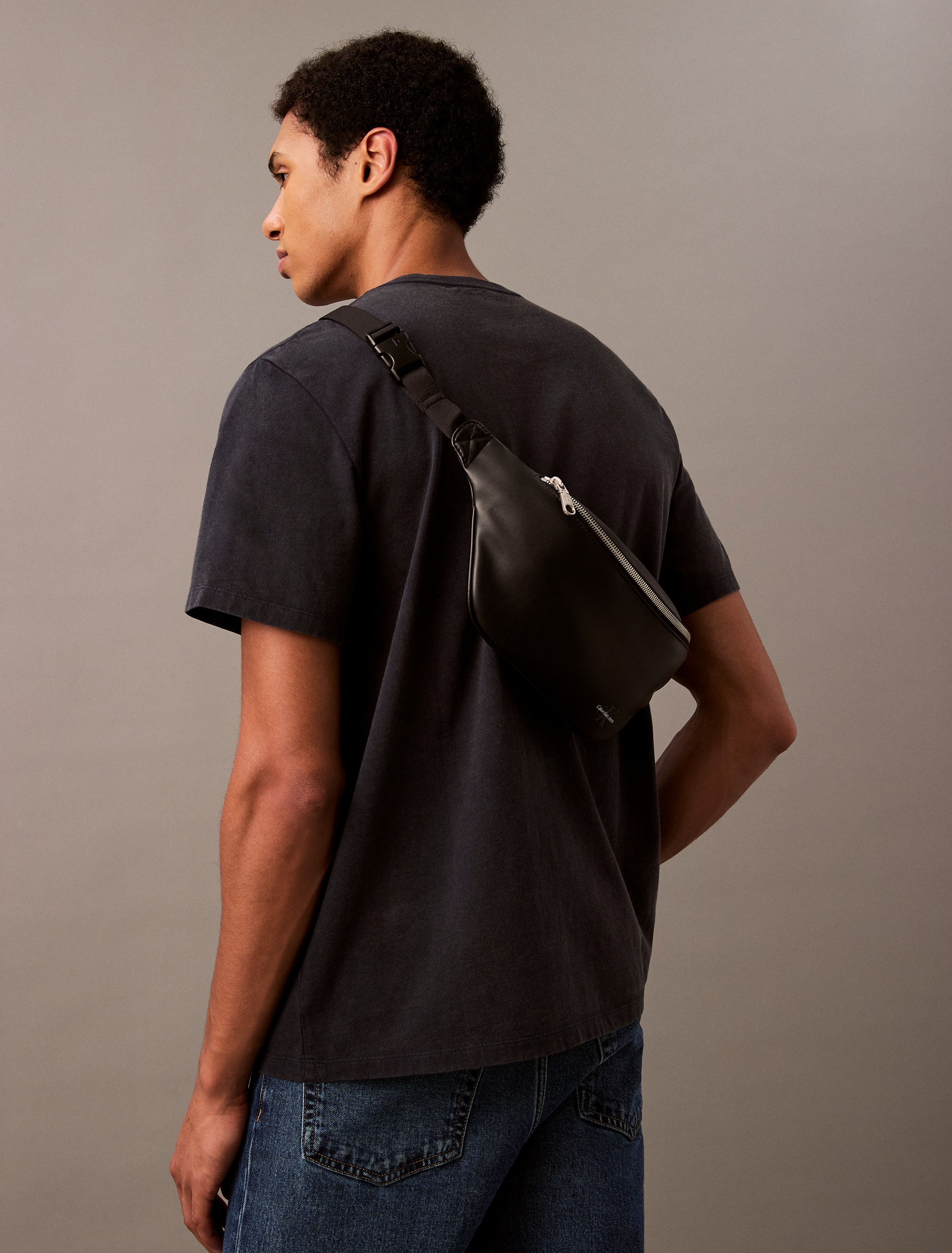 Calvin Klein Jeans Gürteltasche »MONO LOGO WAISTBAG 38«, Herren Bauchtasche, Body Bag, Gürteltasche mit Reißverschluss