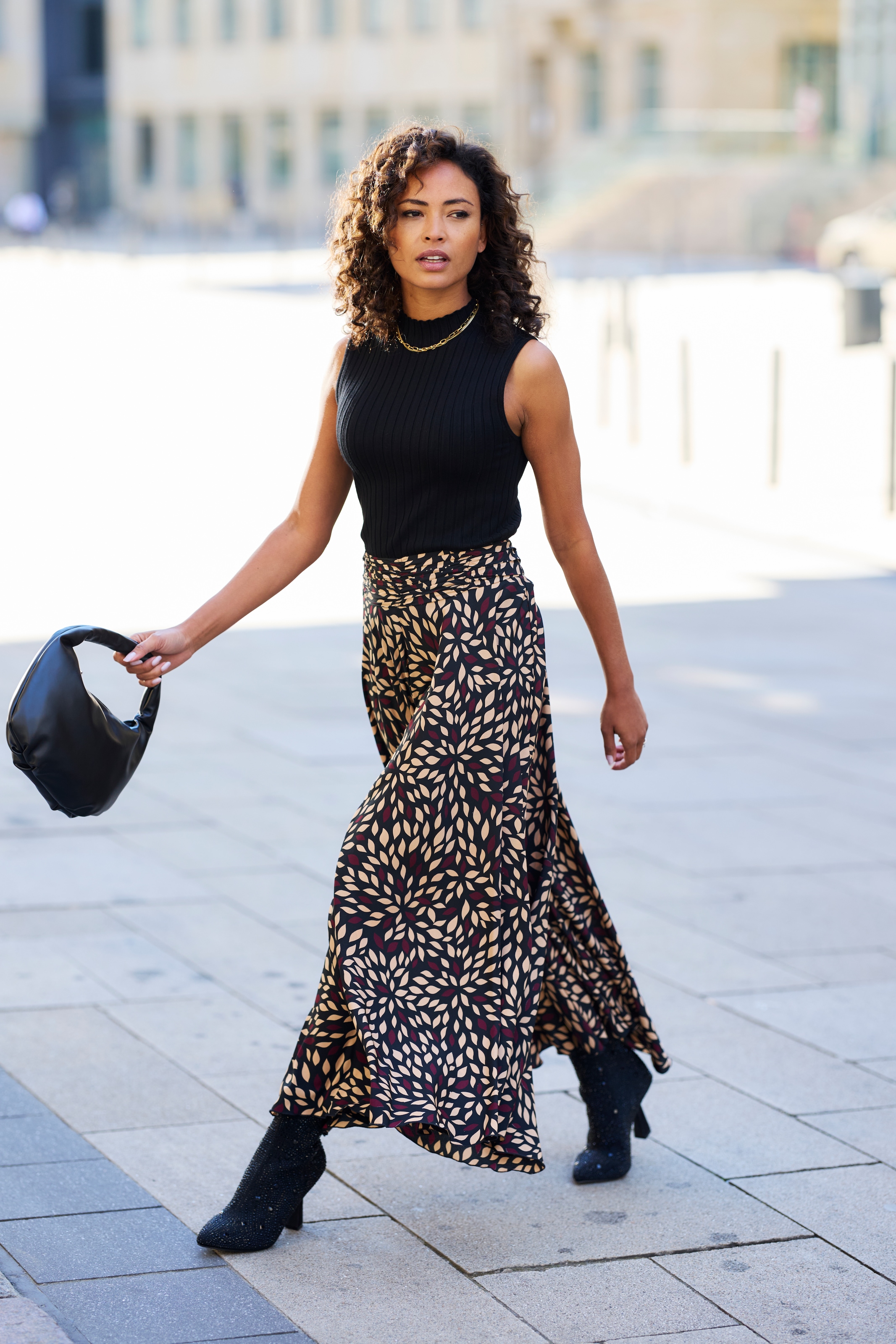 LASCANA Hosenrock aus glatter Ware, Culotte, extraweites Bein