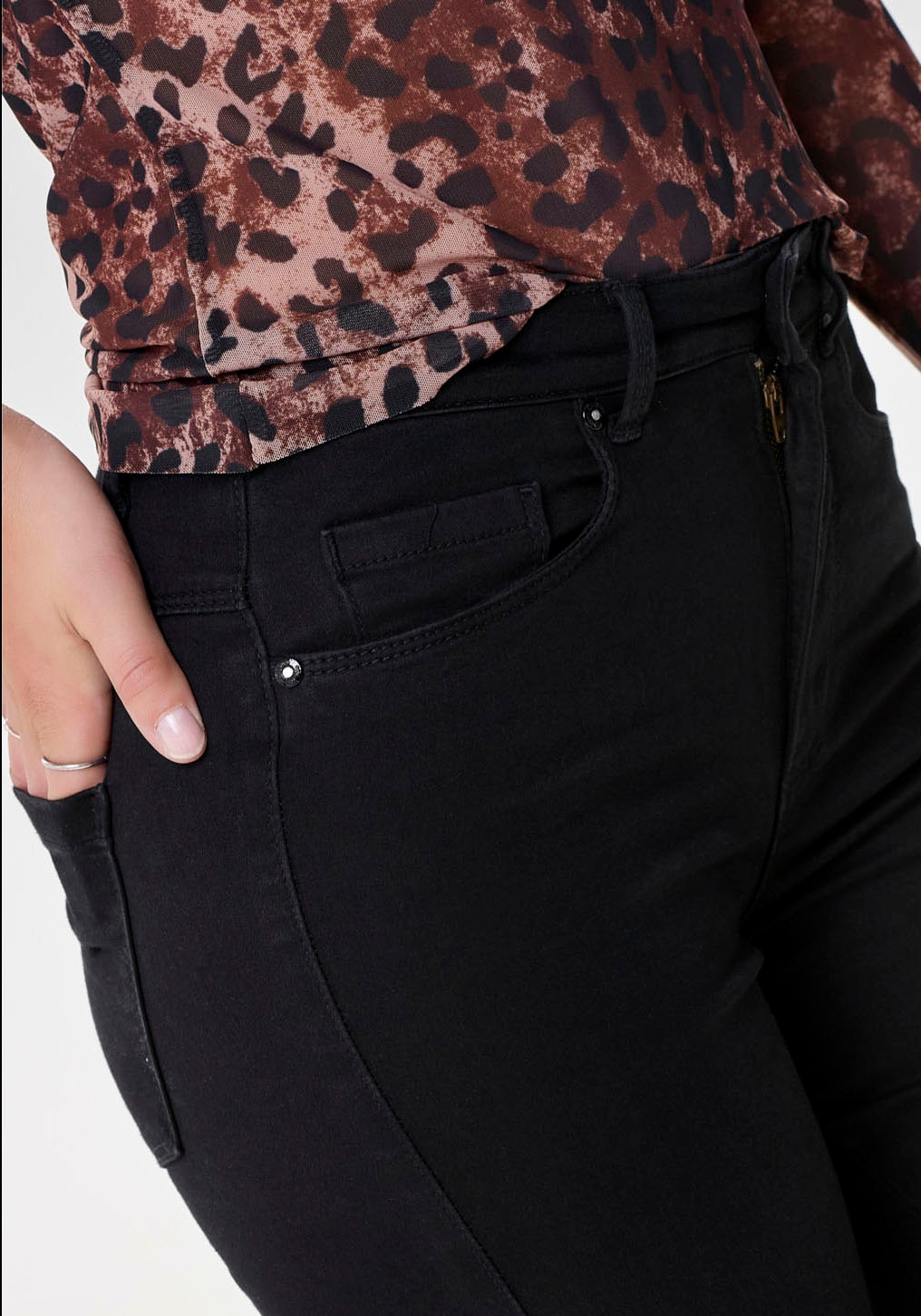 ONLY Bootcut-Jeans »ONLROYAL LIFE HIGH SWEET FLARE«