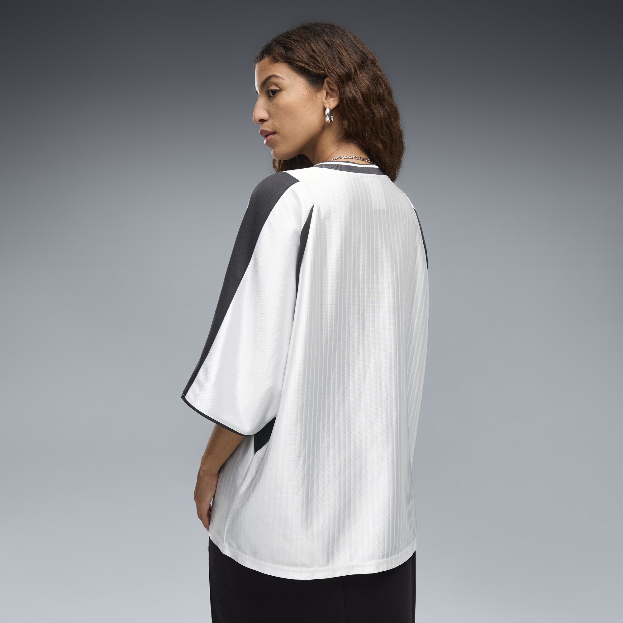 PUMA Trainingsshirt »T7 Oversized Fußballtrikot Damen«