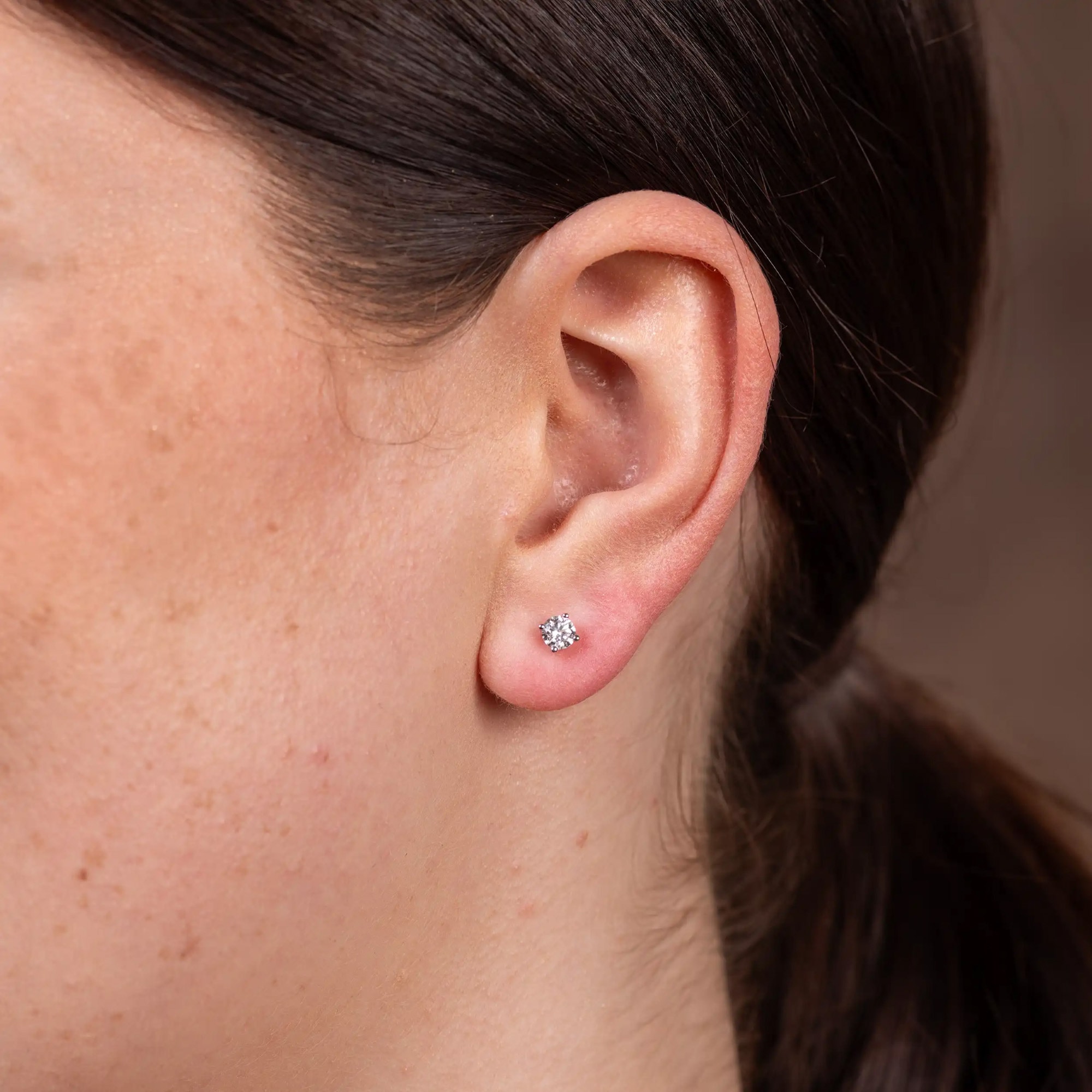 LYOMI Paar Ohrstecker »585/- Weißgold 2 synth. Diam. 0,50 ct.«