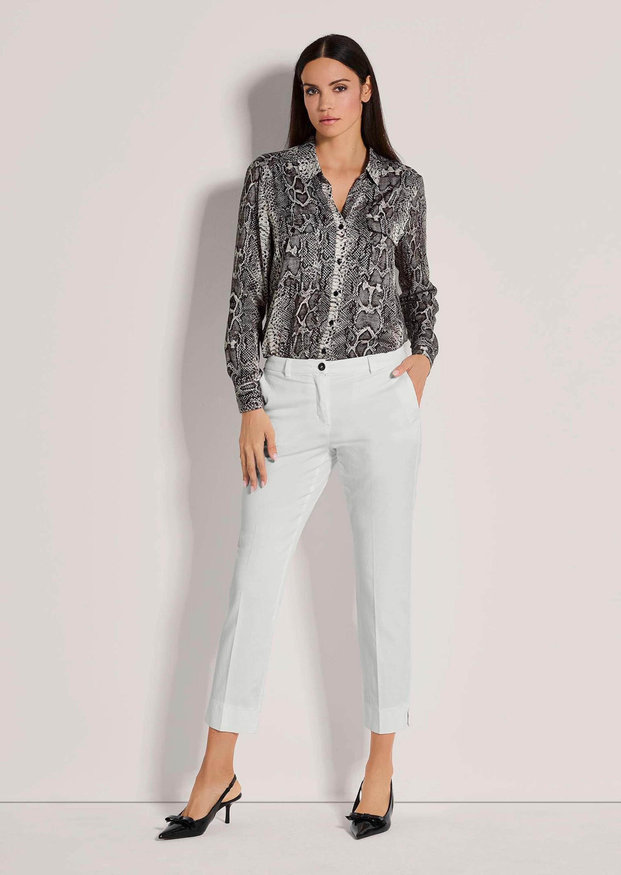 MADELEINE Chinohose "Hose Chino-Hose mit Bügelfalten" günstig online kaufen