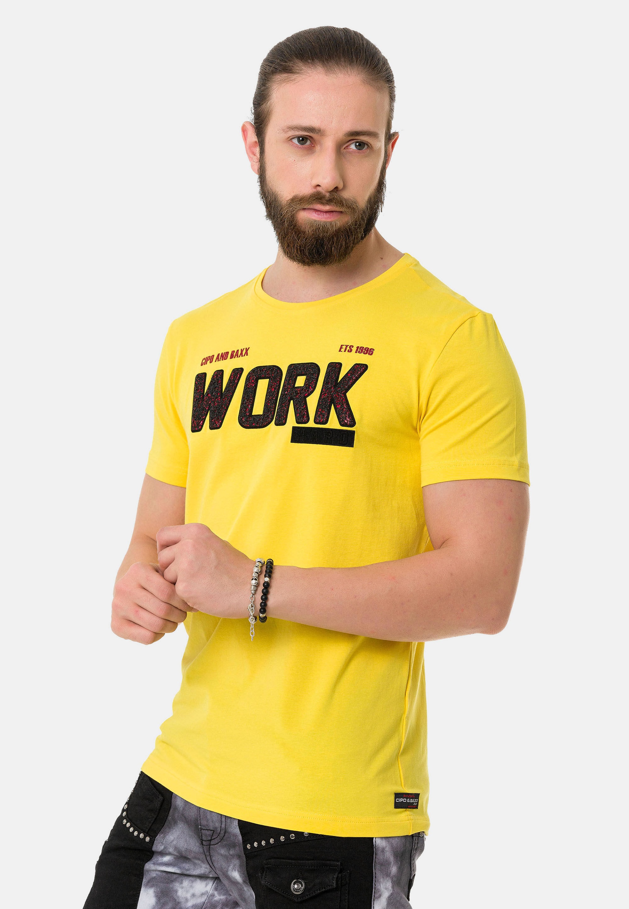 Cipo & Baxx T-Shirt »T-Shirt«, mit Rundhals-Ausschnitt