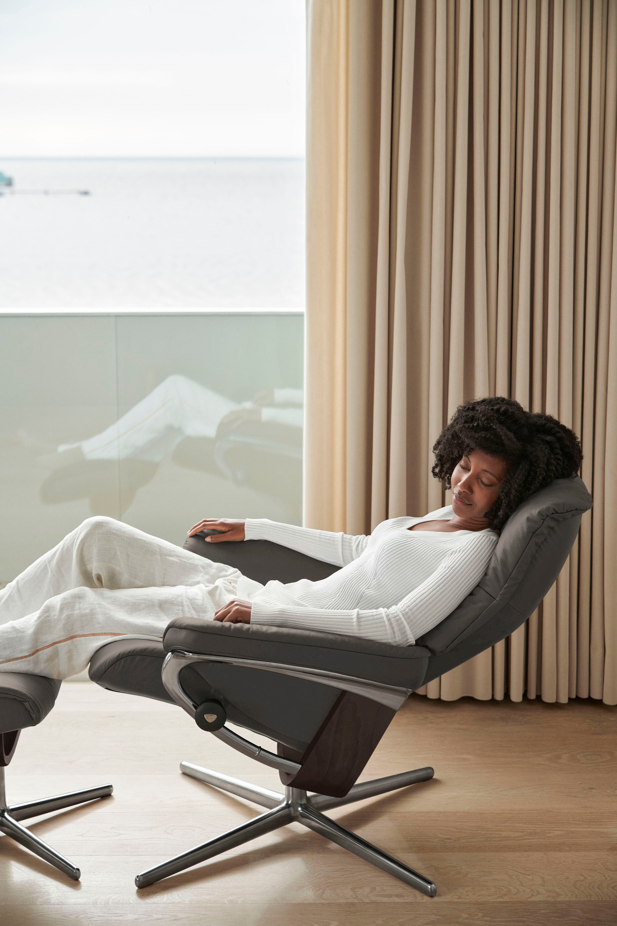 Stressless® Relaxsessel »Mayfair« Set, Relaxsessel mit Hocker,  mit Hocker, mit Cross Base, Größe S, M & L, Holzakzent Wenge