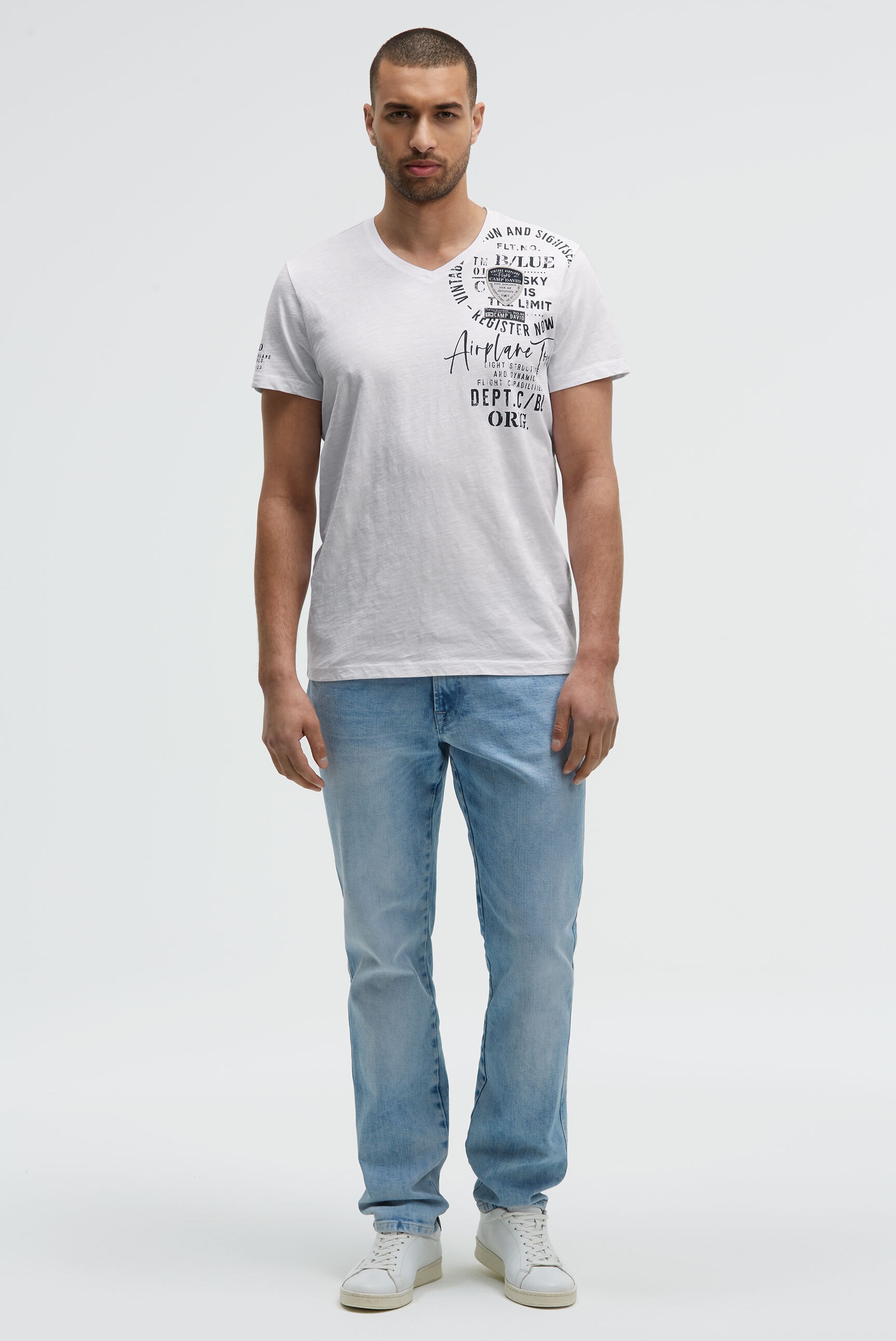 CAMP DAVID V-Shirt, mit maskulinem V-Ausschnitt