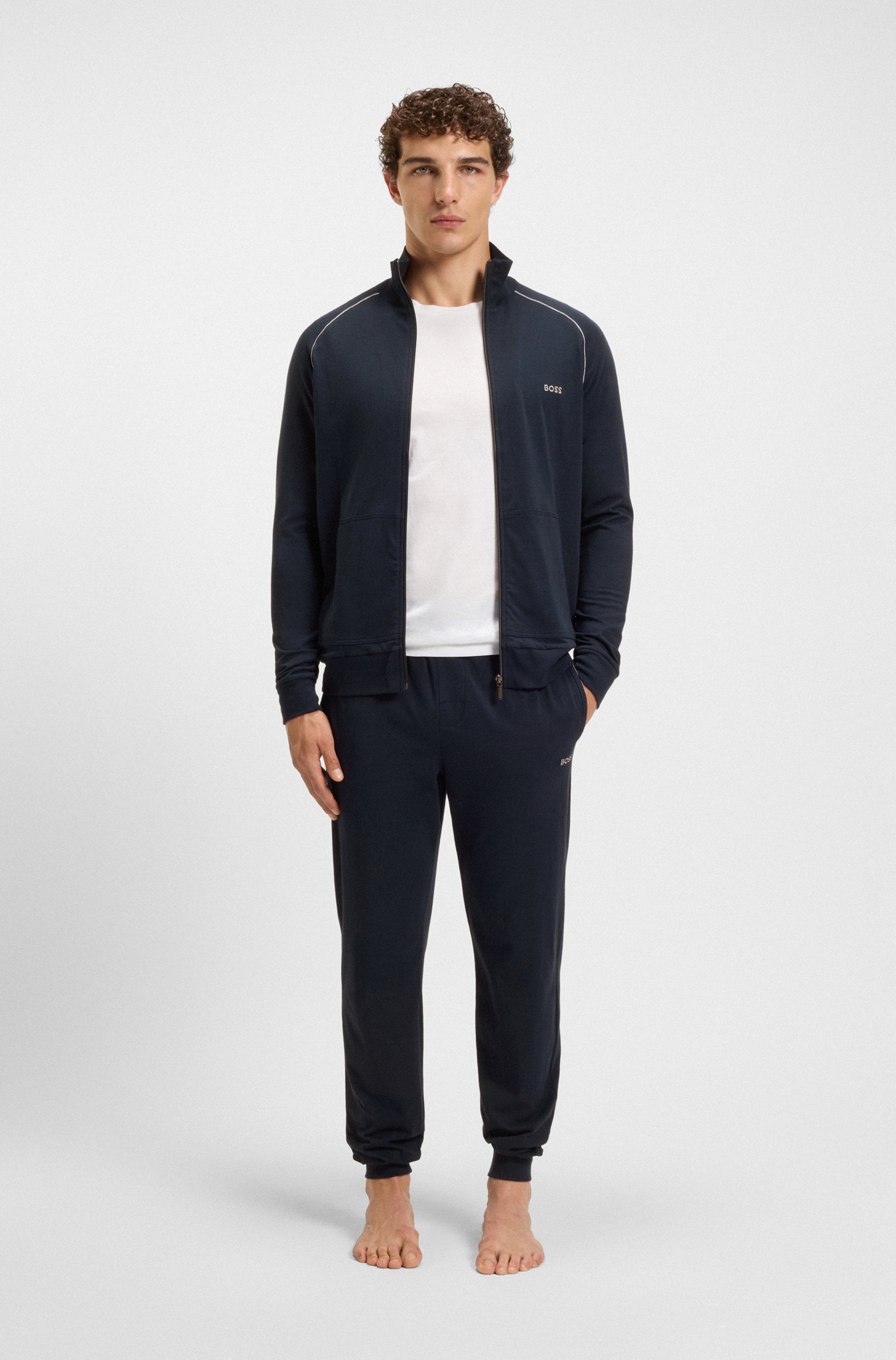 BOSS Sweatjacke »Mix&Match Jacket Z«, mit Kontrastnaht am Ärmel