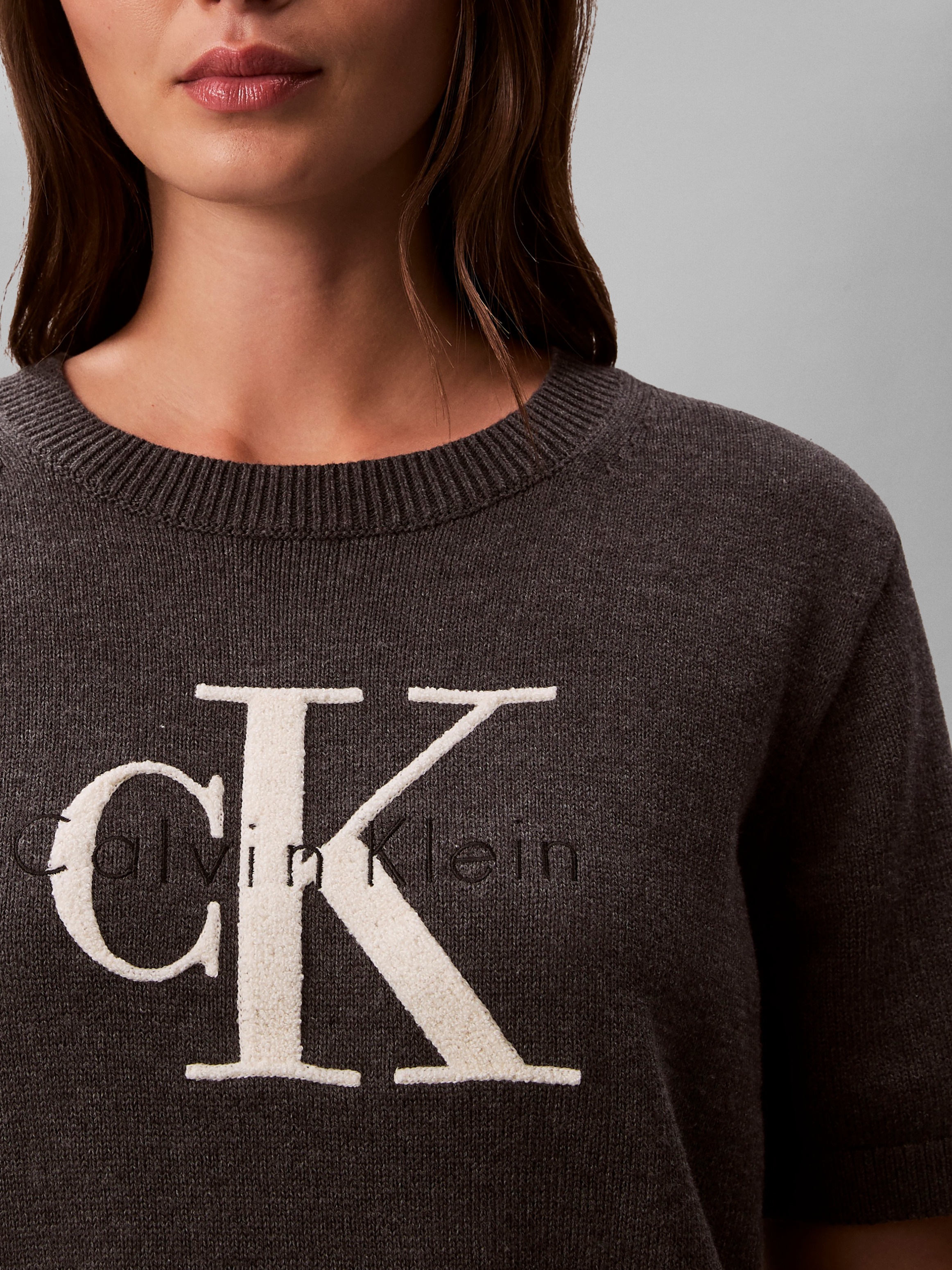 Thumbnail - Calvin Klein Jeans Kurzarmpullover Regular fit, mit Rundhalsausschnitt