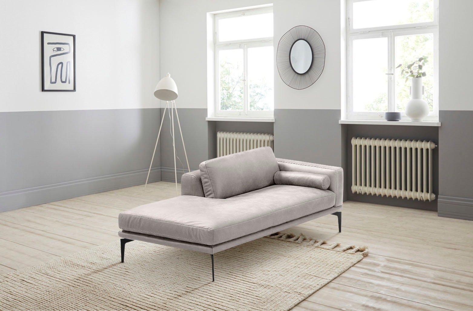Egoitaliano Ottomane »Masu, Design trifft super Sitzkomfort, mit toller Detailverarbeitung«, Rückenkissen und Armteilrolle für mehr Komfort, mit Metallfüßen