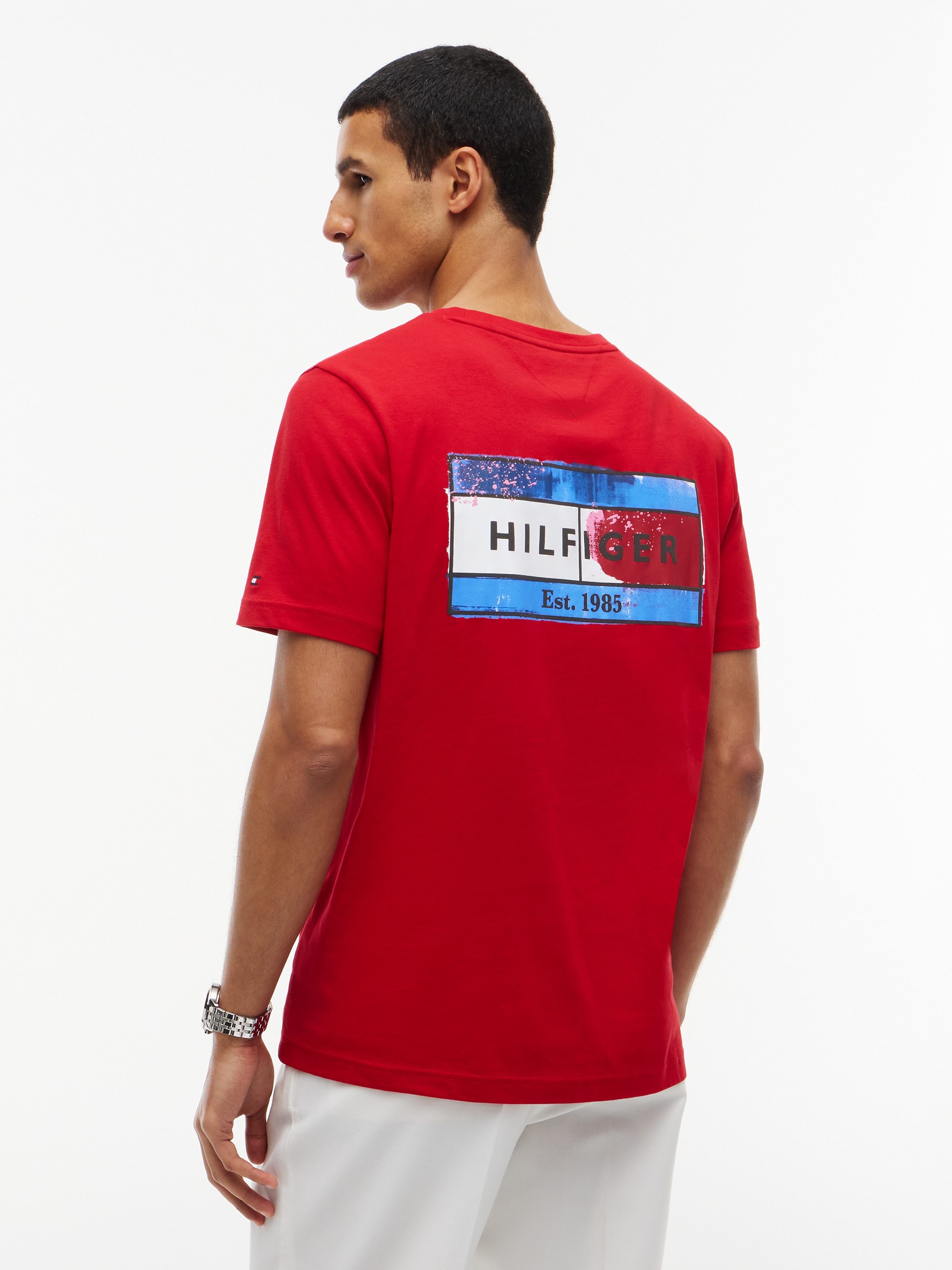 Tommy Hilfiger T-Shirt »BRAND LOVE BACK FLAG GRAPHIC« mit markantem Rückenprint, normale Passform