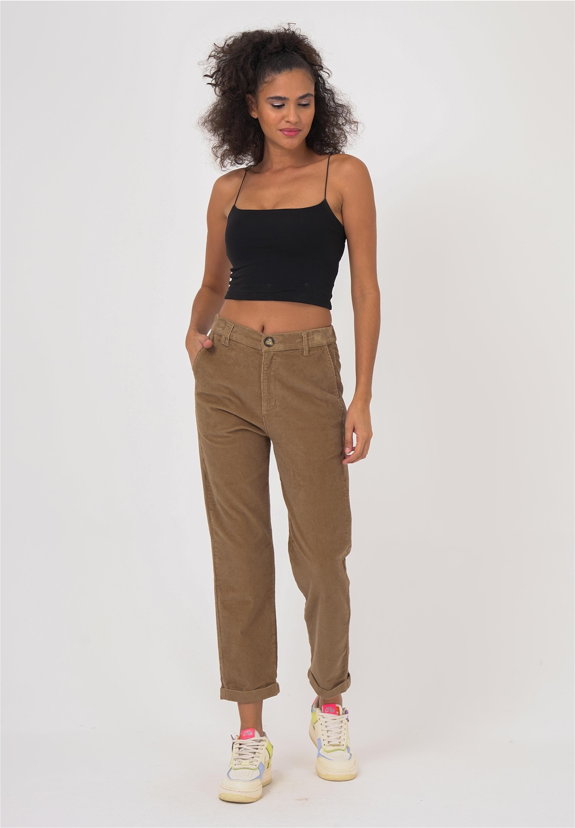 freshlions Cordhose »Eliana«, im klassischen Design