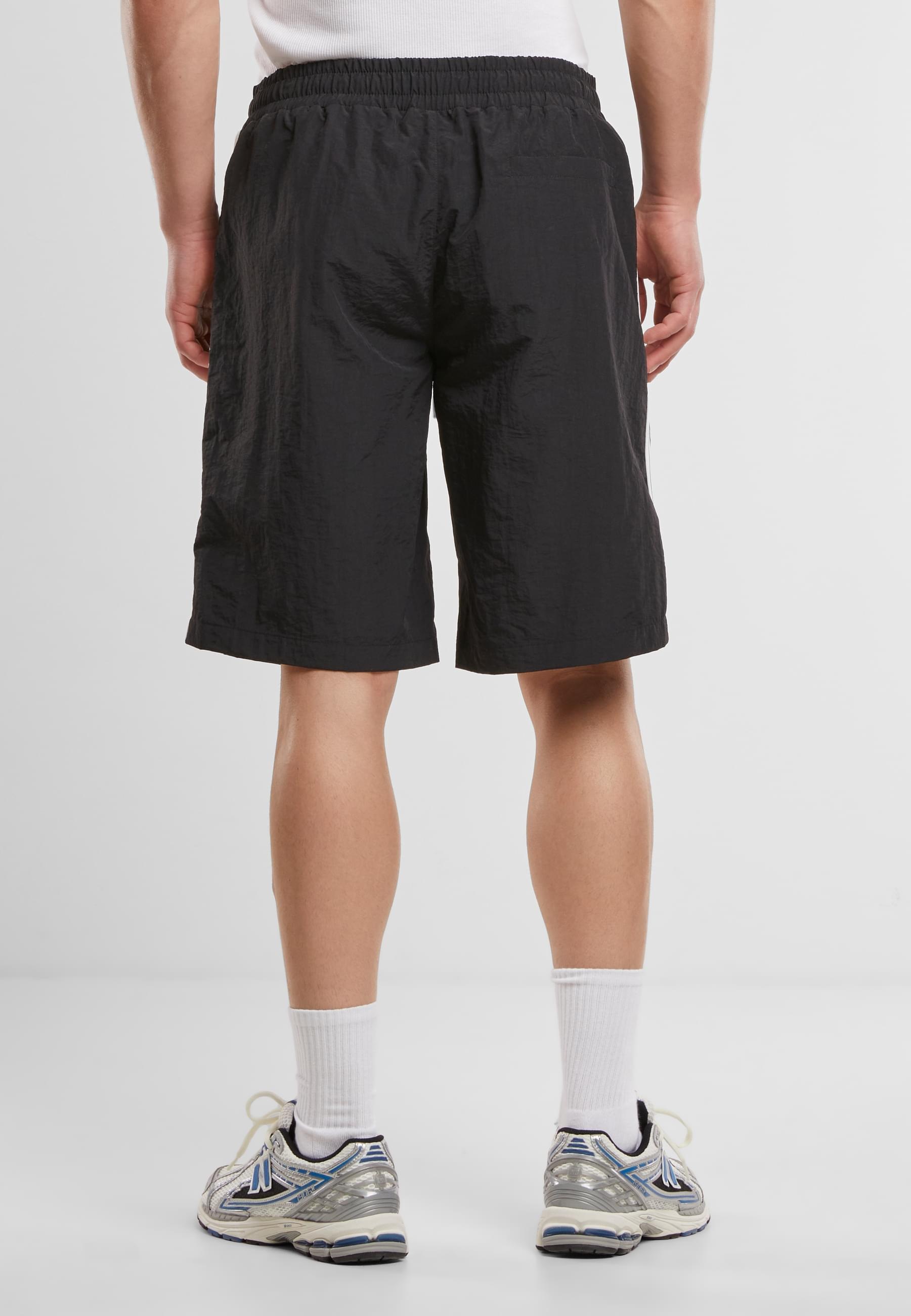 URBAN CLASSICS Badeshorts »Urban Classics Board Shorts With Patched Stripe«
