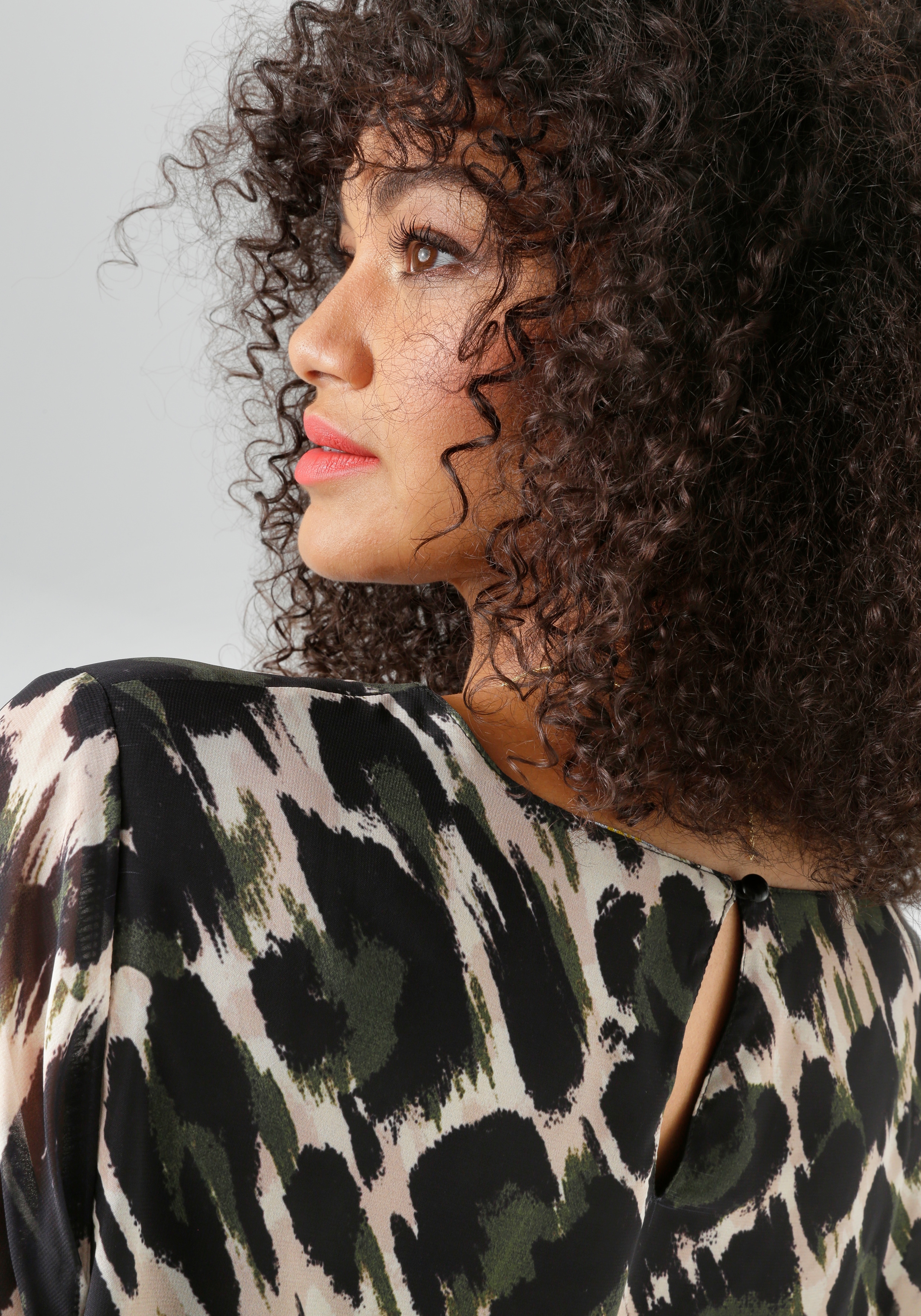 Thumbnail - Aniston PLUS Schlupfbluse mit blickdichtem Jerseyfutter