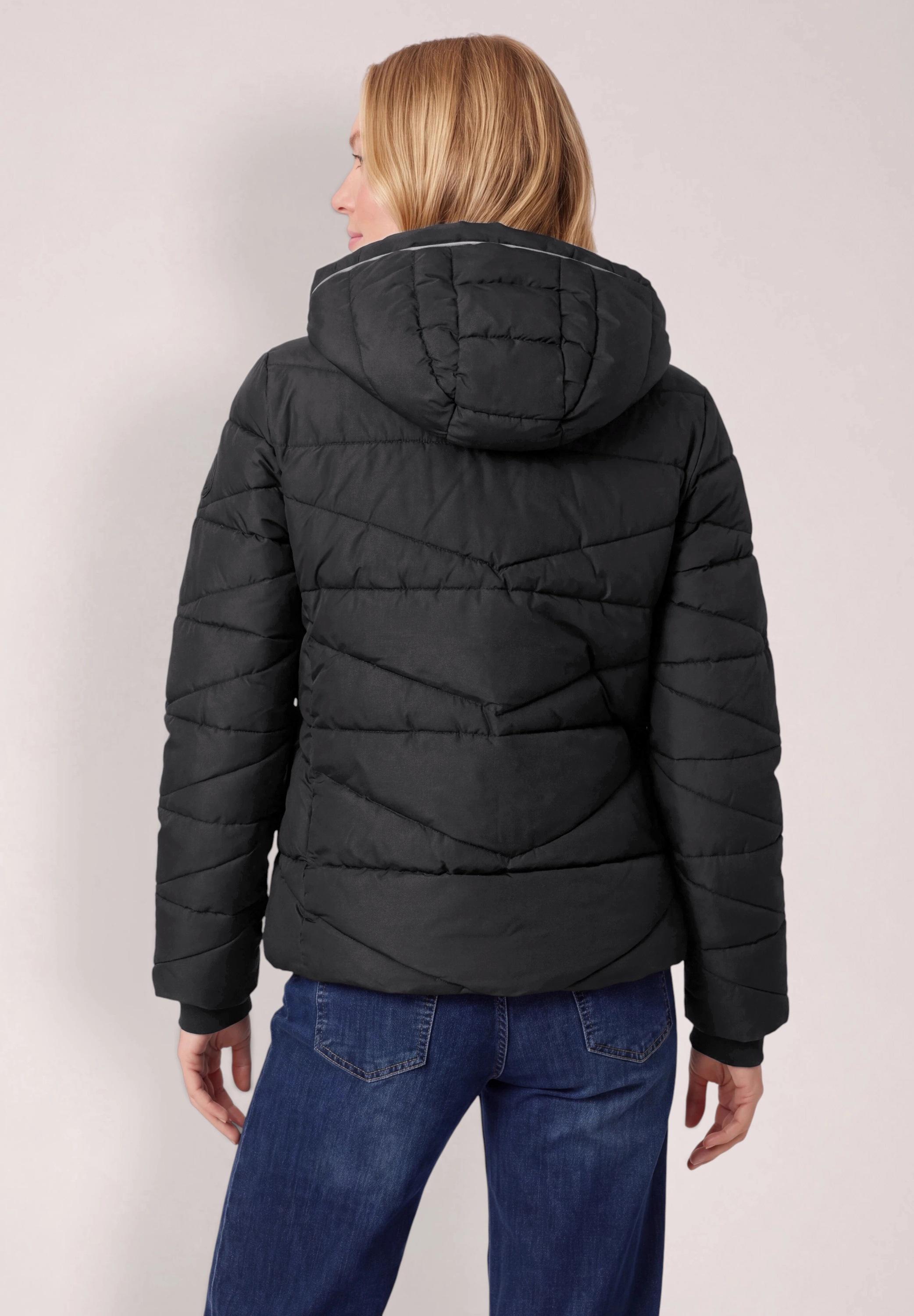 Cecil Steppjacke mit Kapuze in Unifarbe
