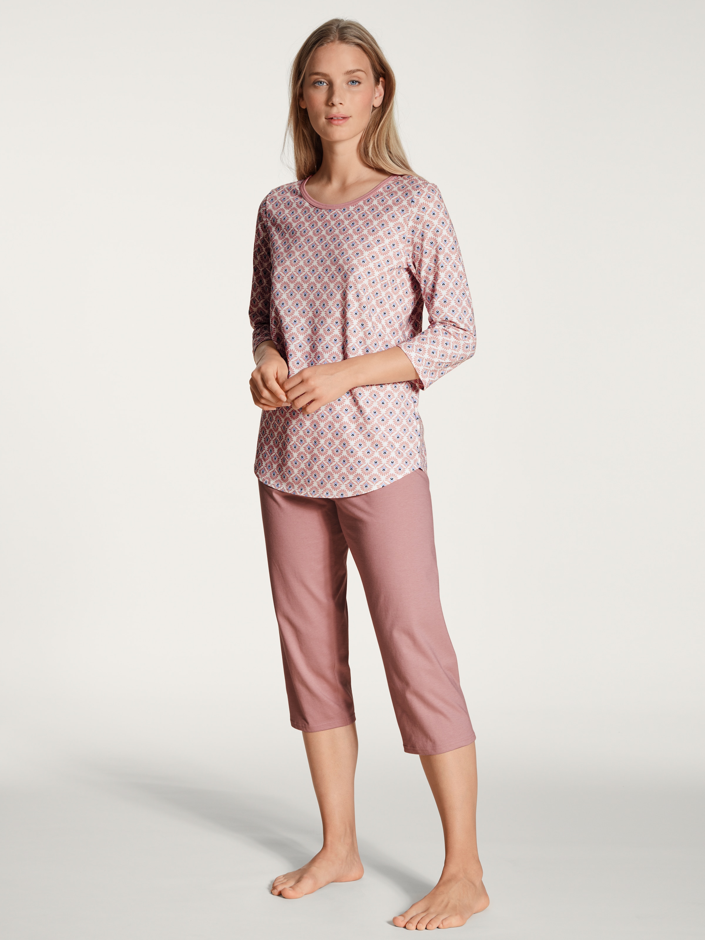 CALIDA Capri-Pyjama "Lovely Nights", (2 tlg.), mit modern Fit