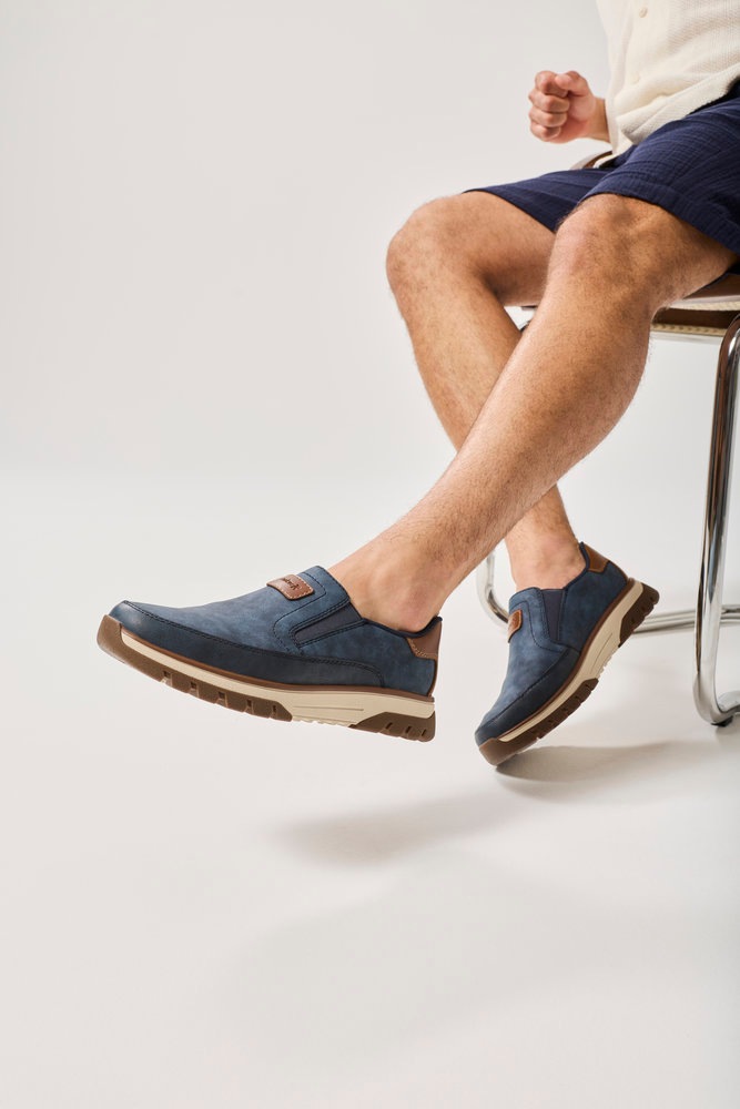 Thumbnail - Rieker Slip-On Sneaker Slipper, Halbschuh, Freizeitsneaker mit Kontrastbesatz