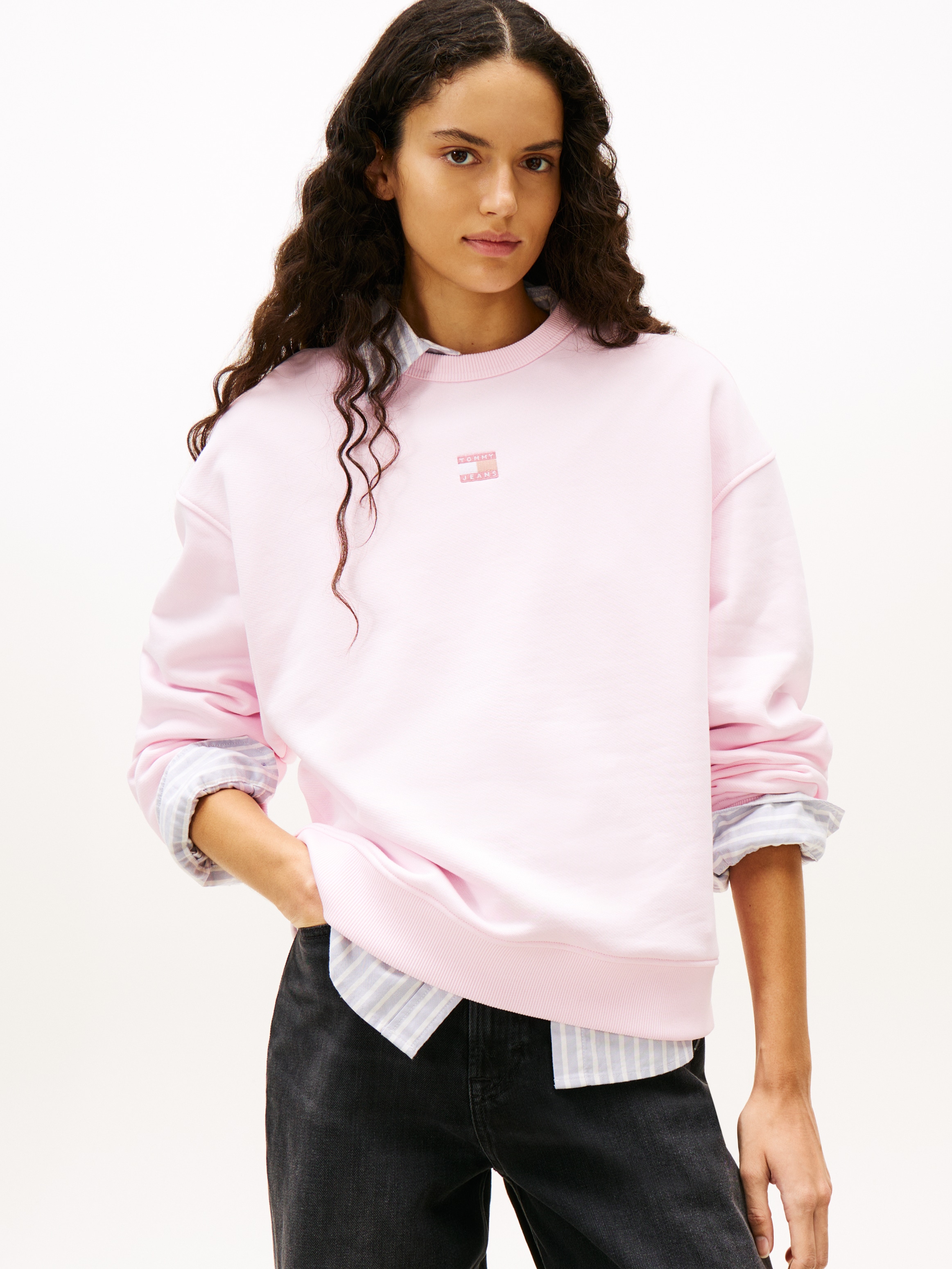 Tommy Jeans Sweatshirt "Sweatshirt TJW BXY BADGE" mit Dropshoulder-Design u günstig online kaufen